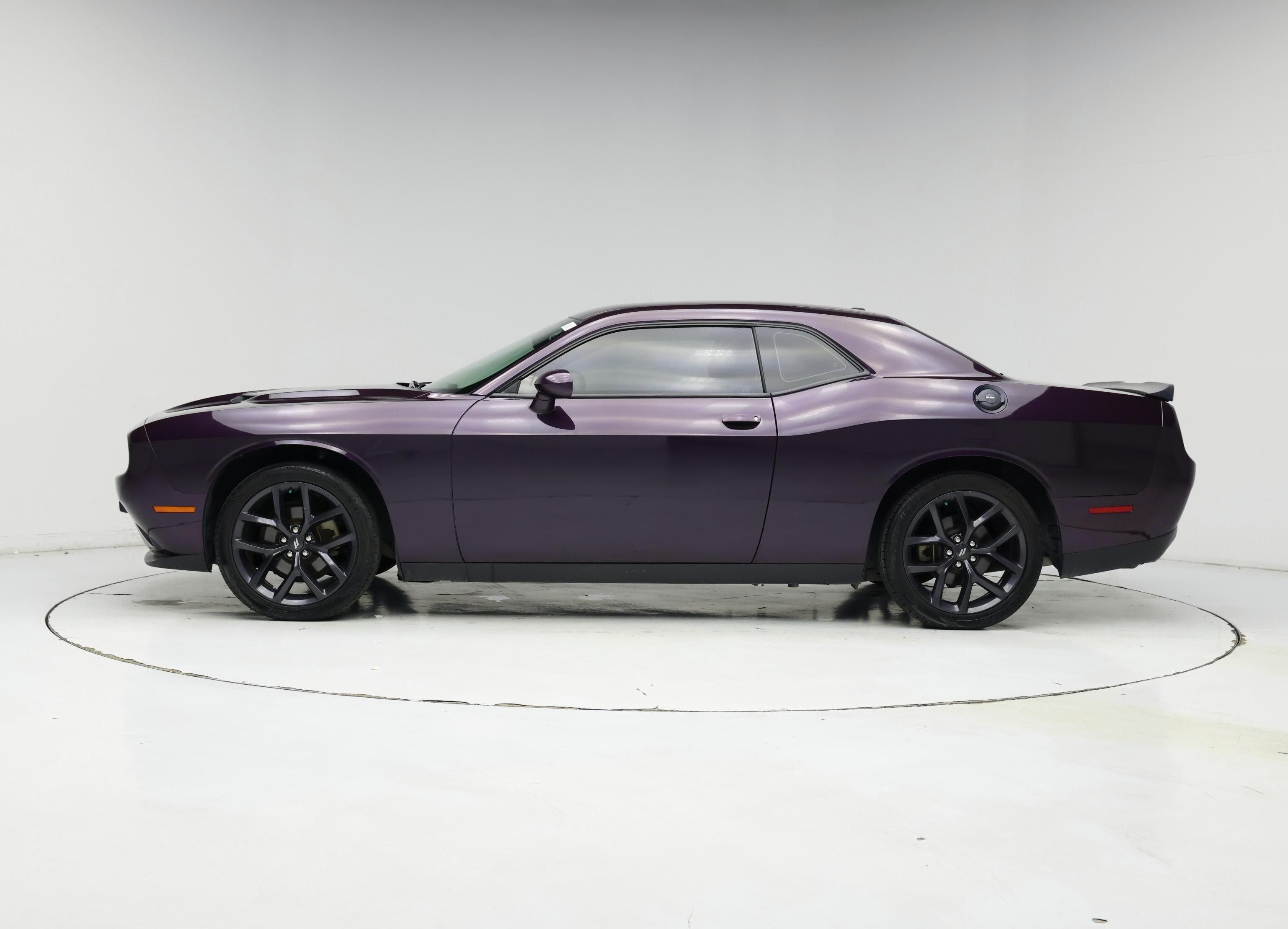 Thumbnail: 2021 Dodge Challenger - 3