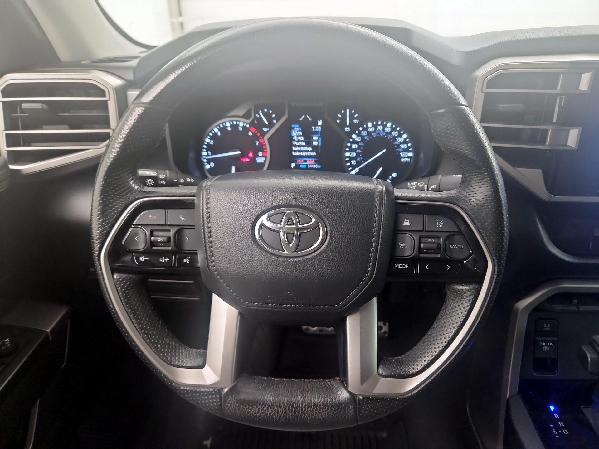 Thumbnail: 2022 Toyota Tundra - 10