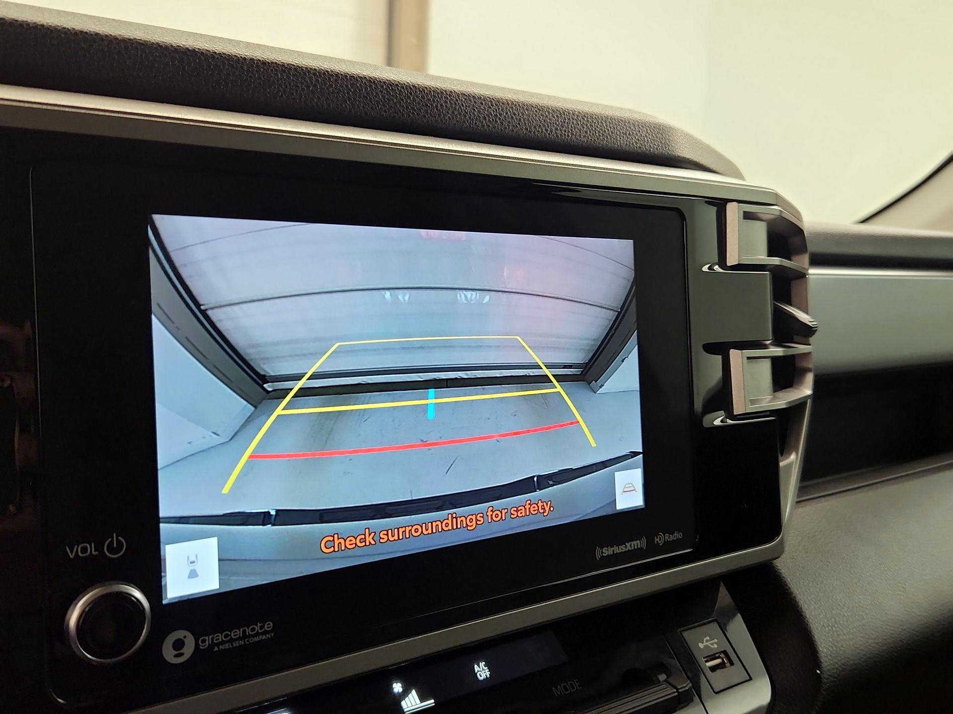 Thumbnail: 2022 Toyota Tundra - 15