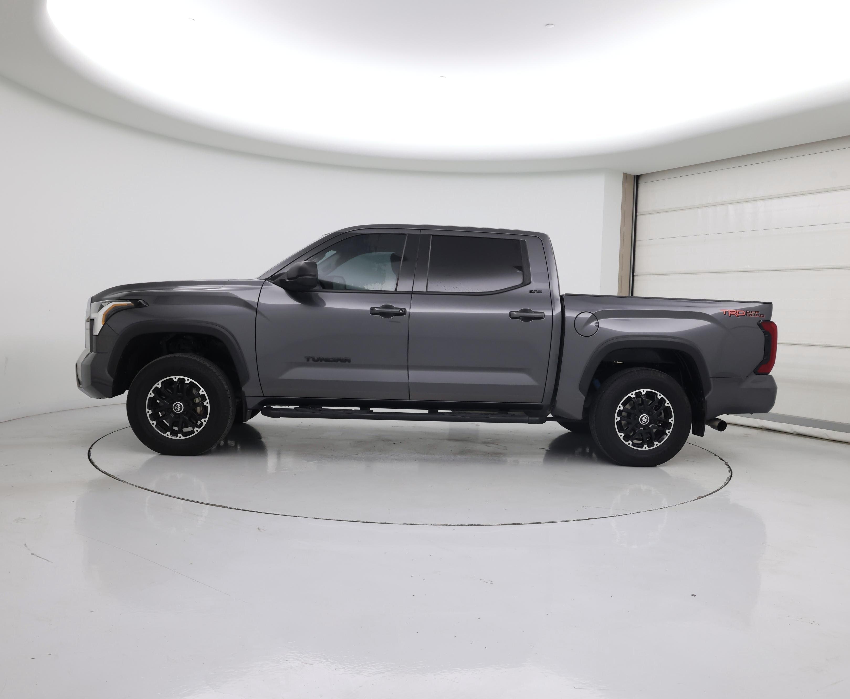 Thumbnail: 2022 Toyota Tundra - 3