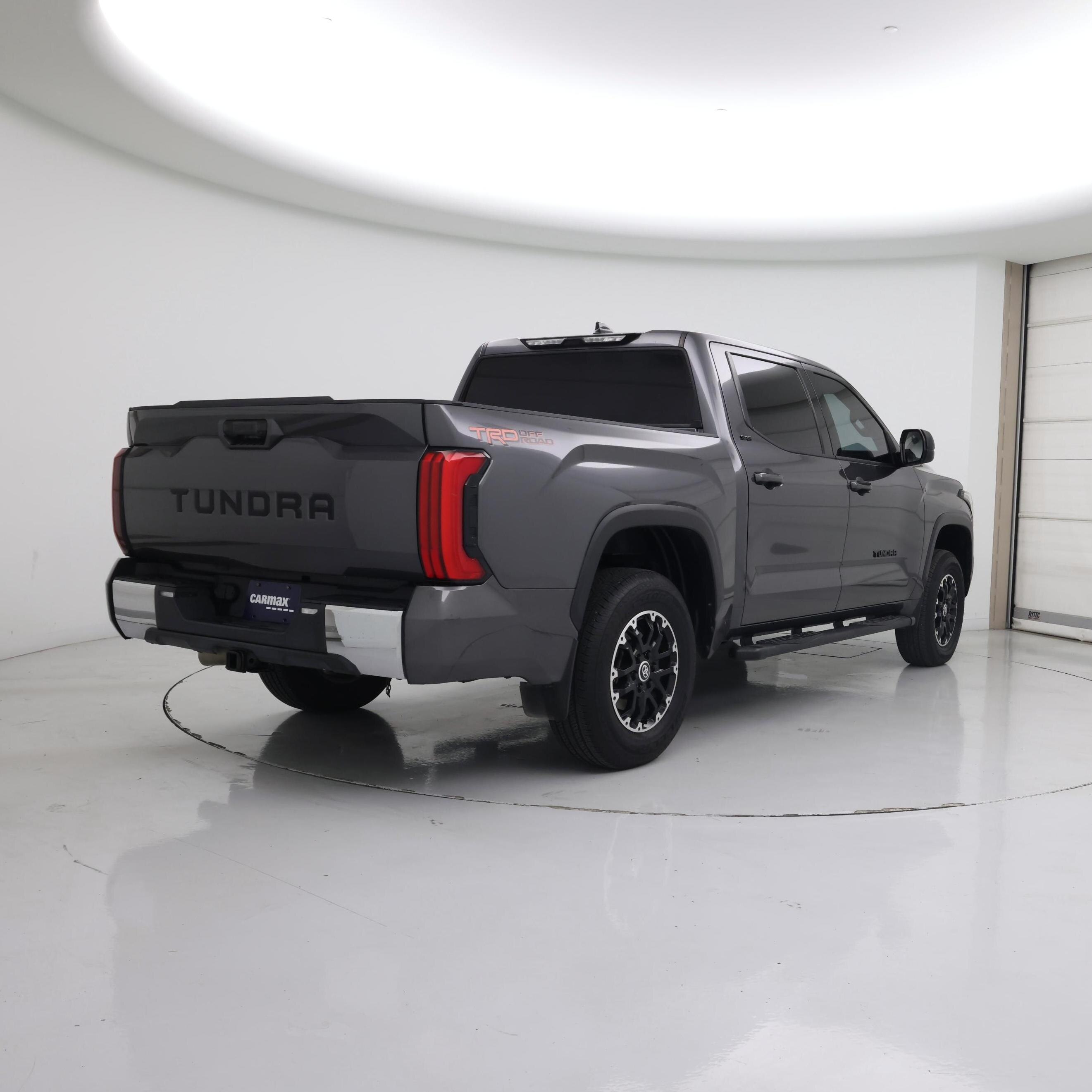 Thumbnail: 2022 Toyota Tundra - 8