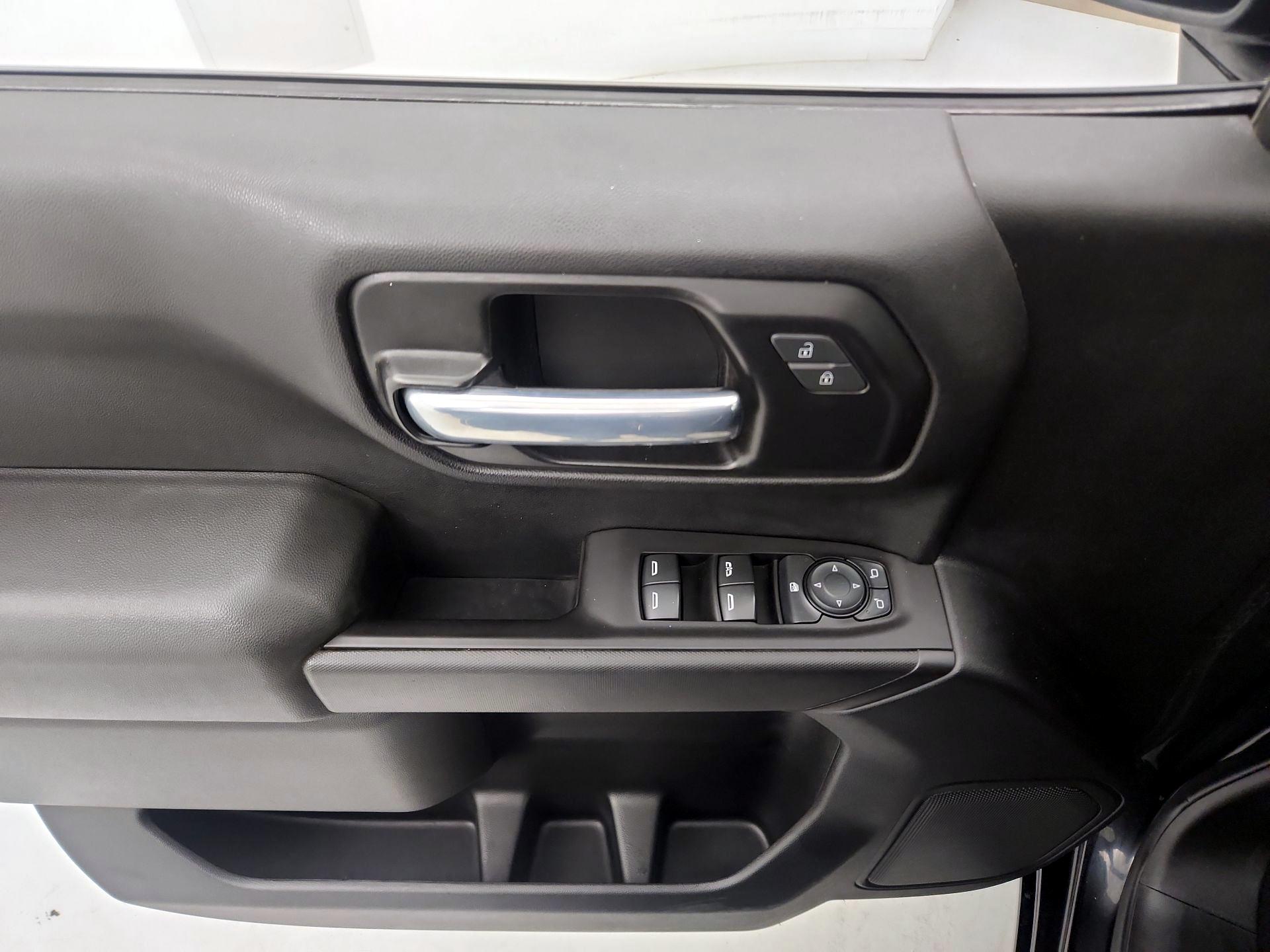 Thumbnail: 2021 Chevrolet Silverado 1500 - 12