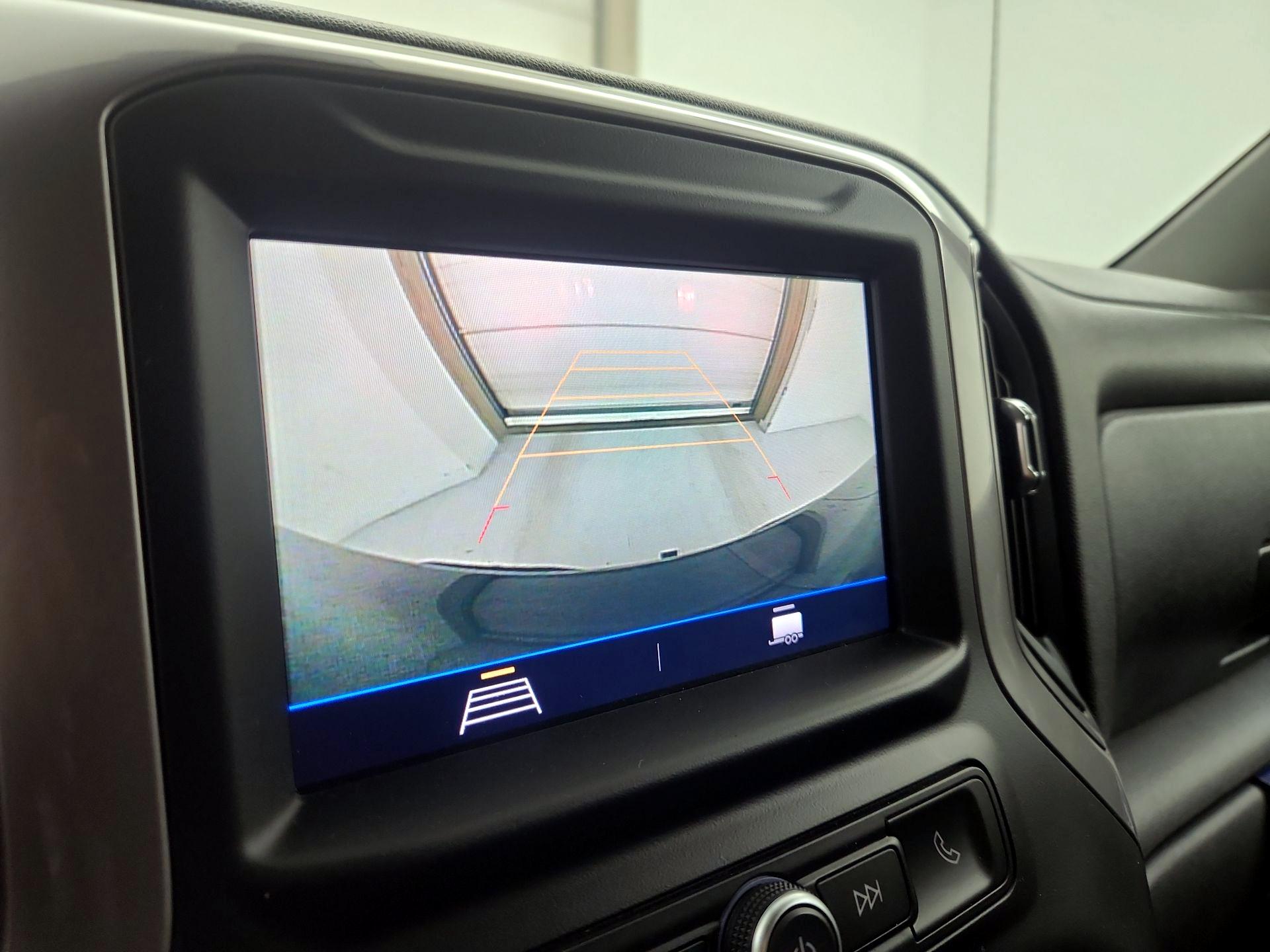 Thumbnail: 2021 Chevrolet Silverado 1500 - 14