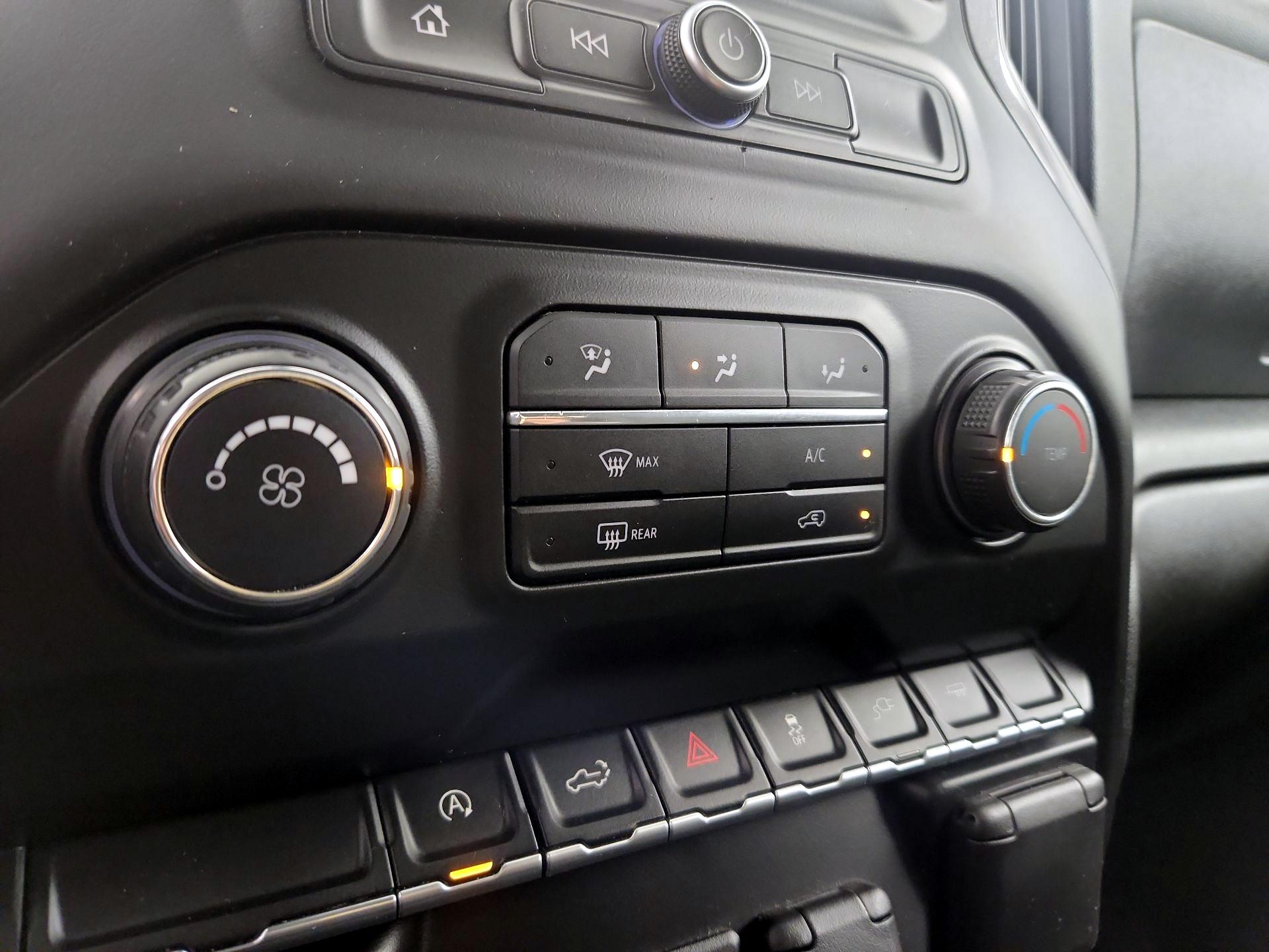 Thumbnail: 2021 Chevrolet Silverado 1500 - 16