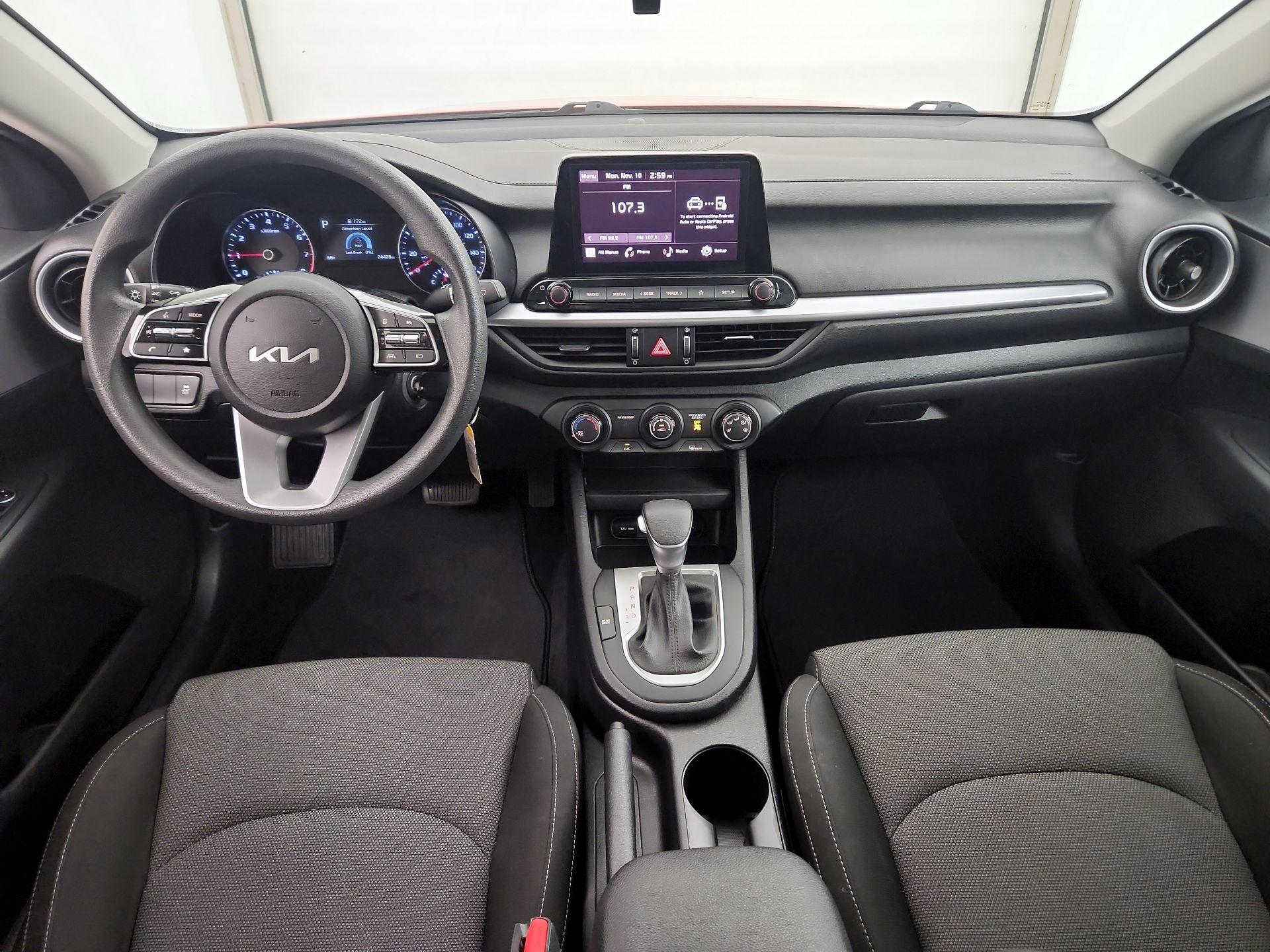 Thumbnail: 2023 Kia Forte - 9