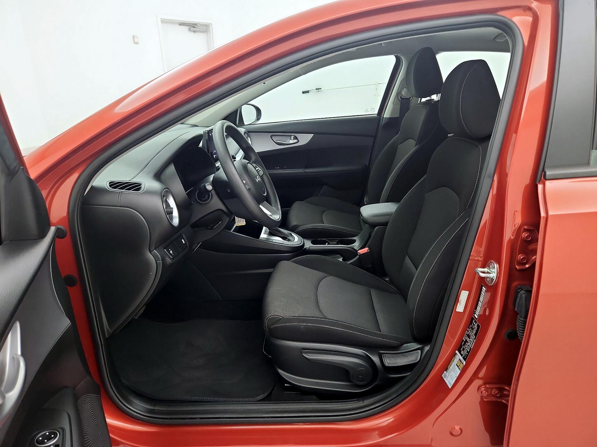 Thumbnail: 2023 Kia Forte - 11