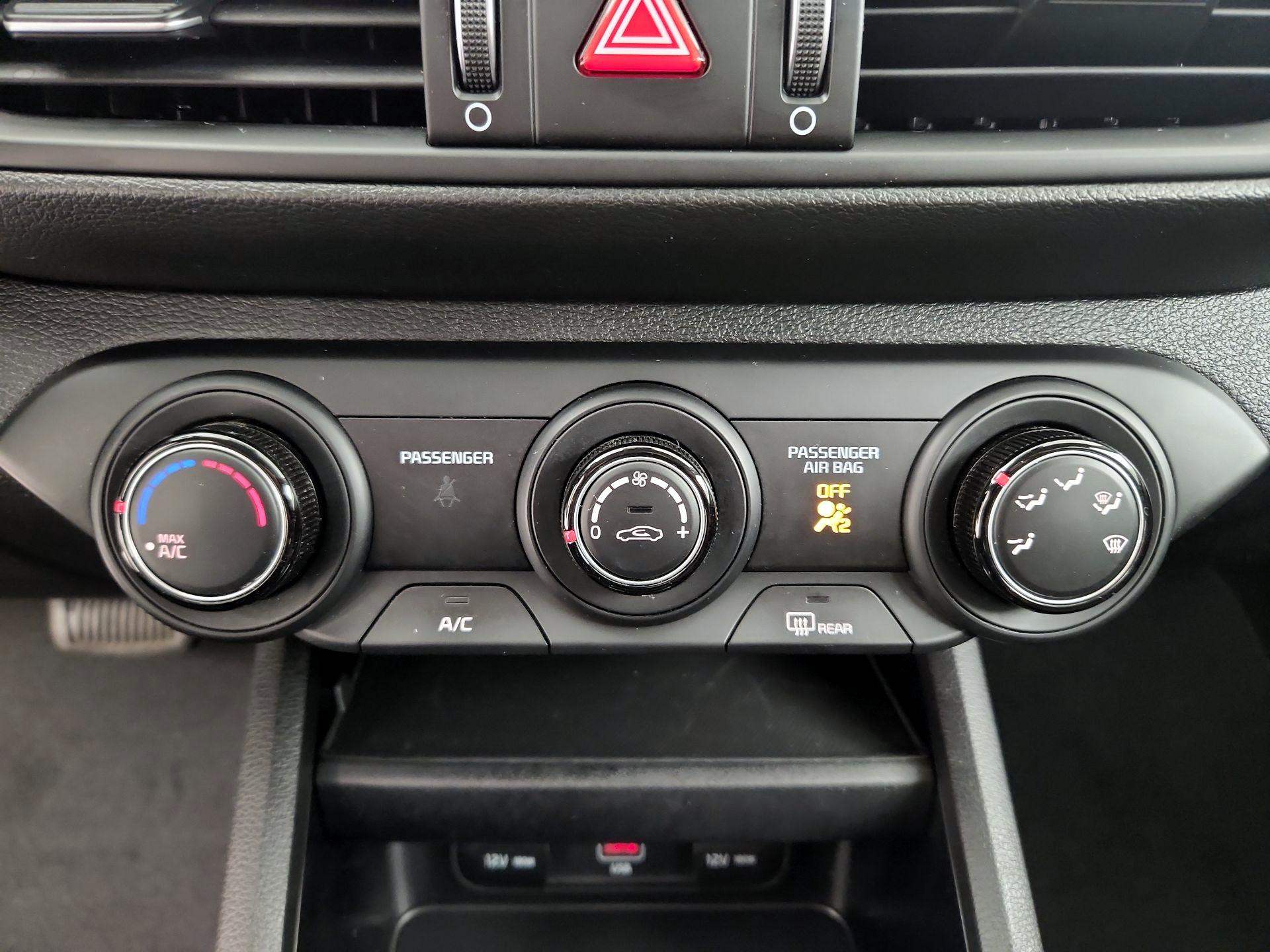 Thumbnail: 2023 Kia Forte - 16