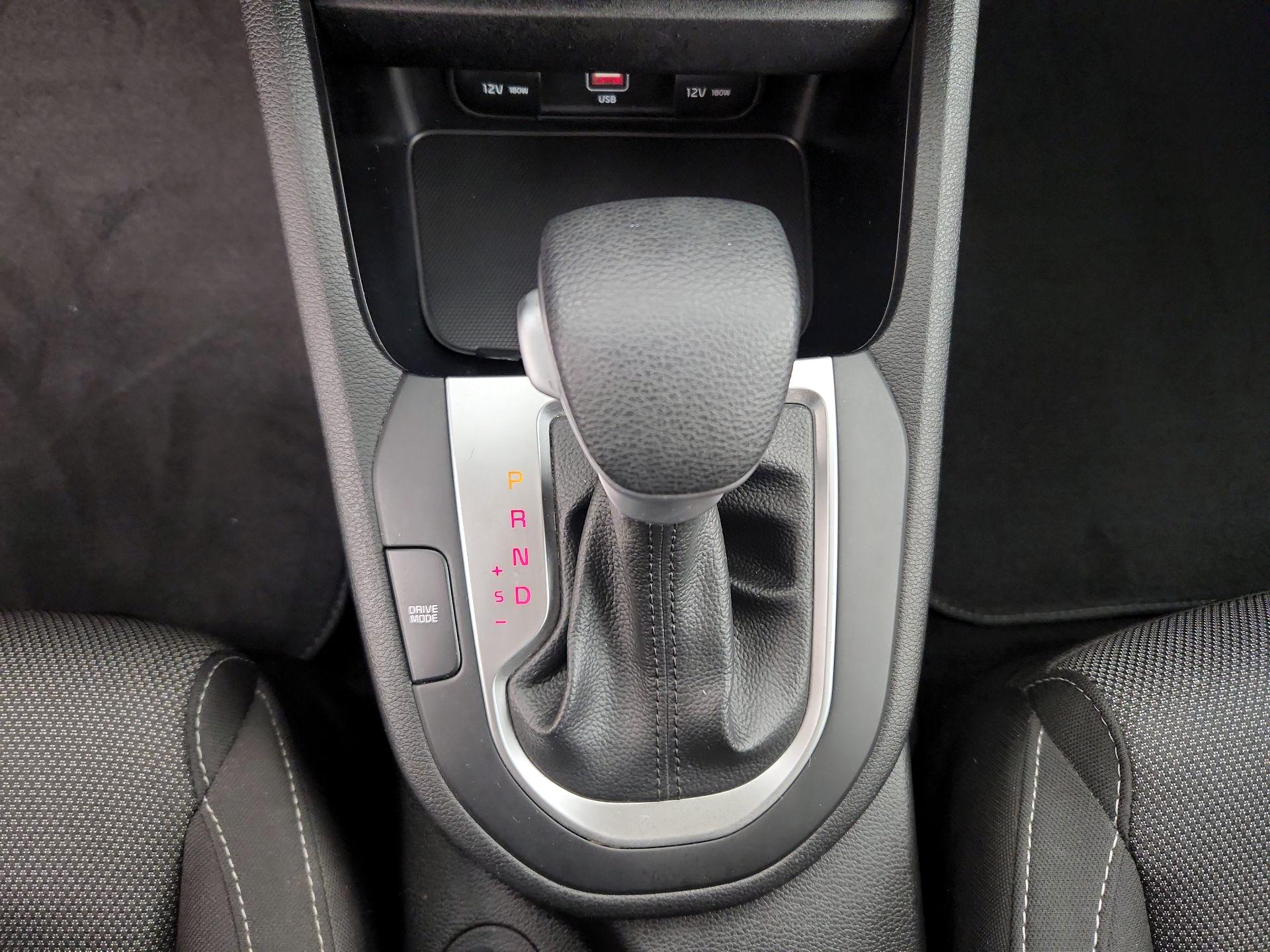 Thumbnail: 2023 Kia Forte - 17