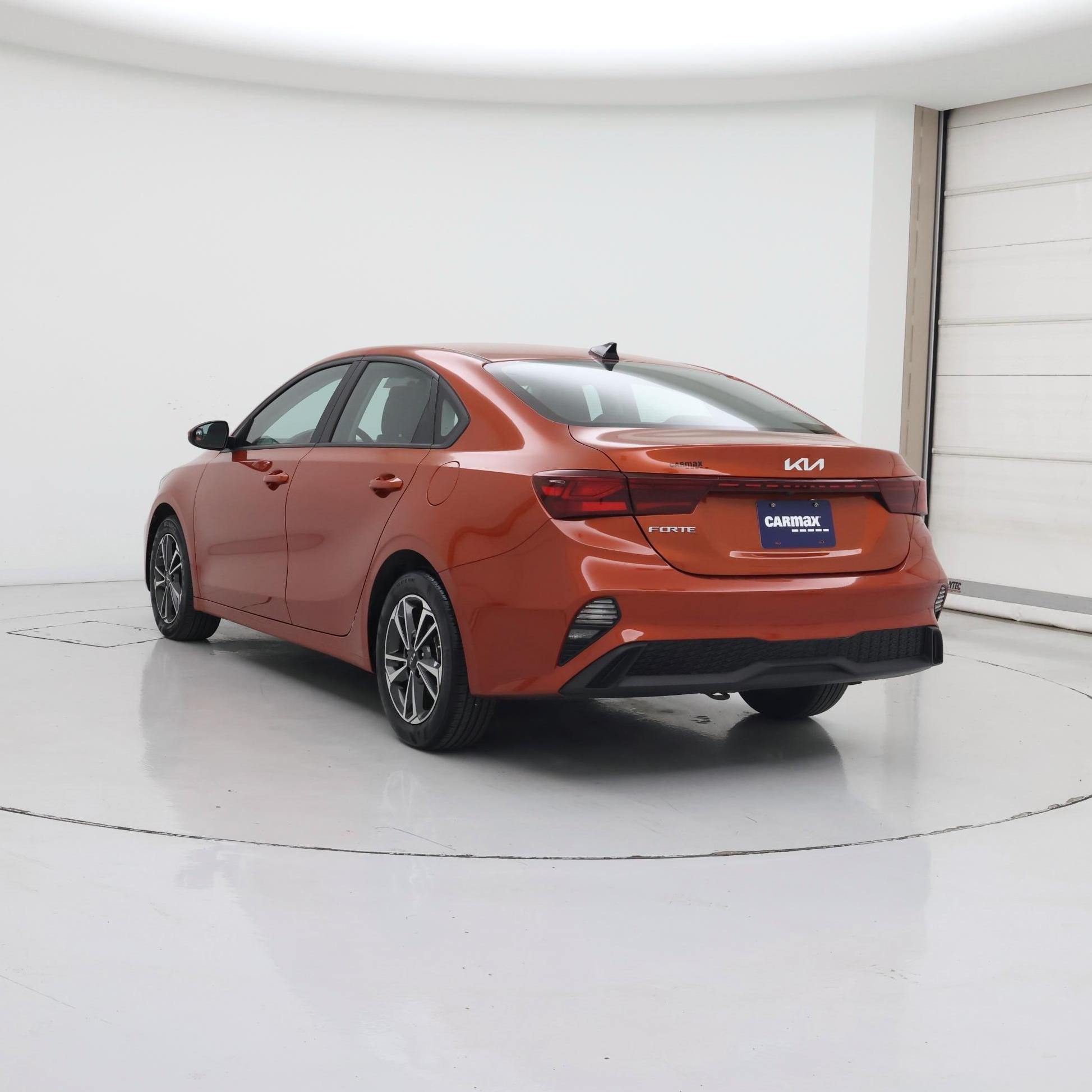 Thumbnail: 2023 Kia Forte - 2