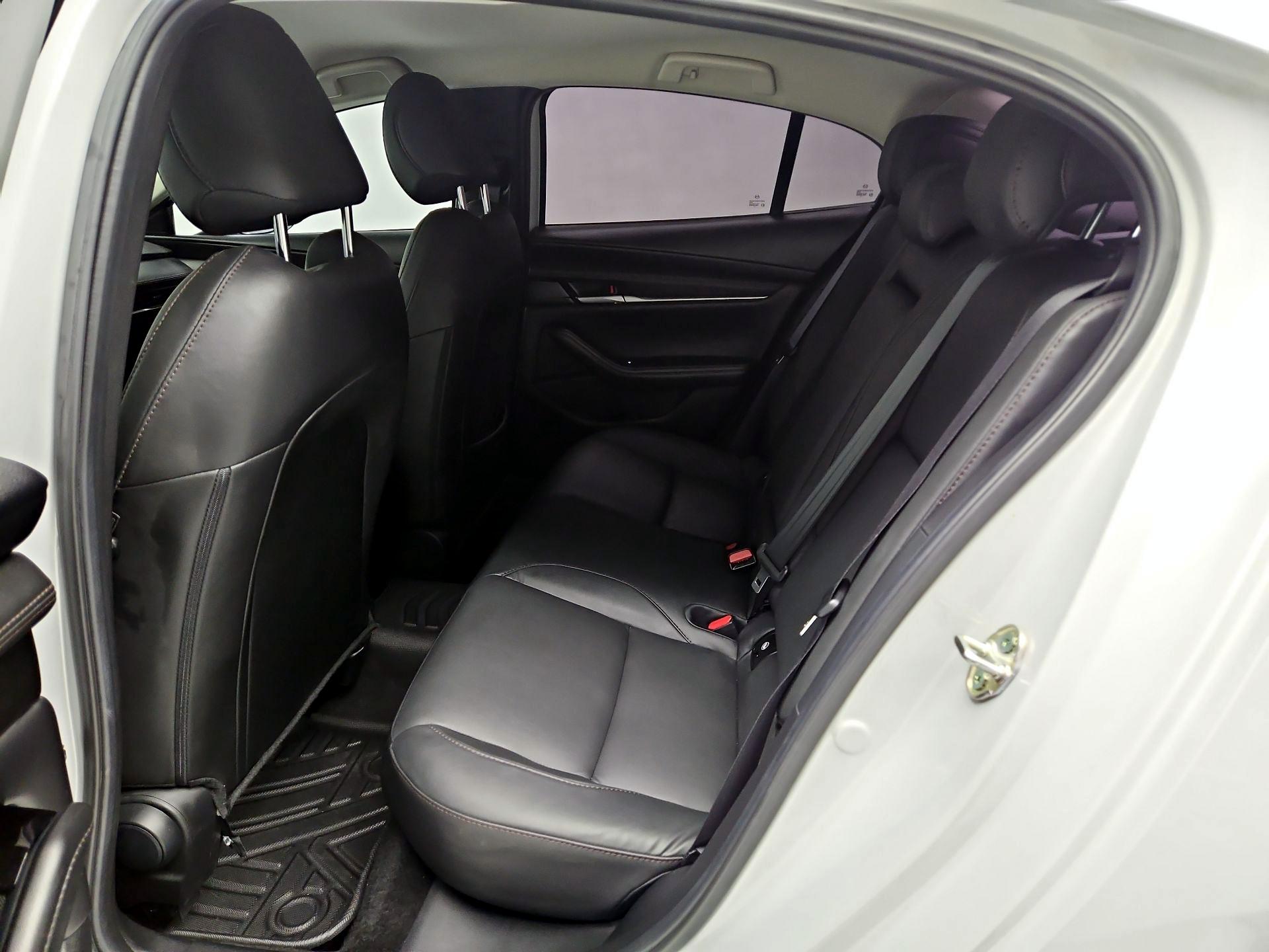 Thumbnail: 2024 Mazda Mazda3 - 18