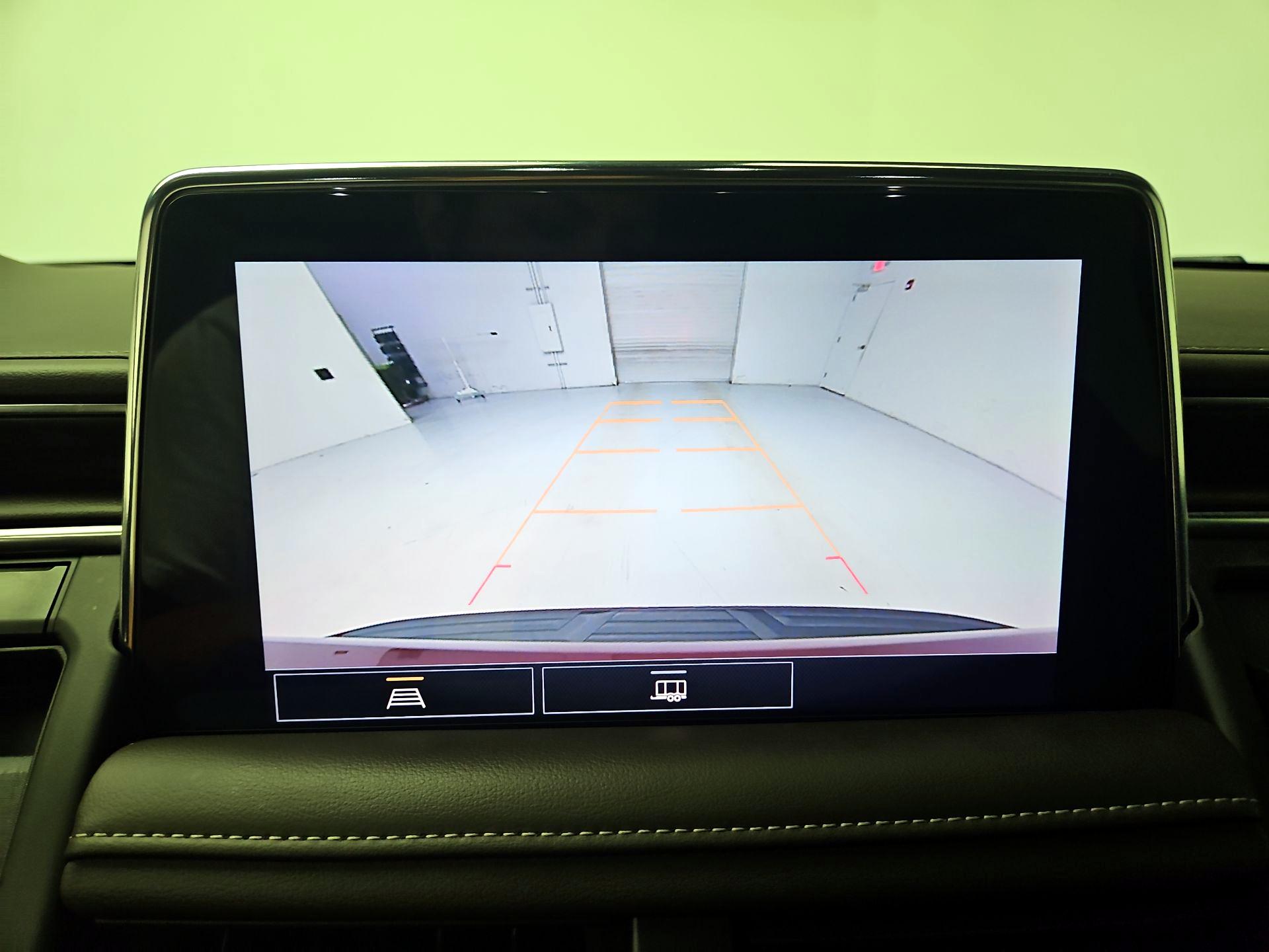 Thumbnail: 2021 Chevrolet Tahoe - 14