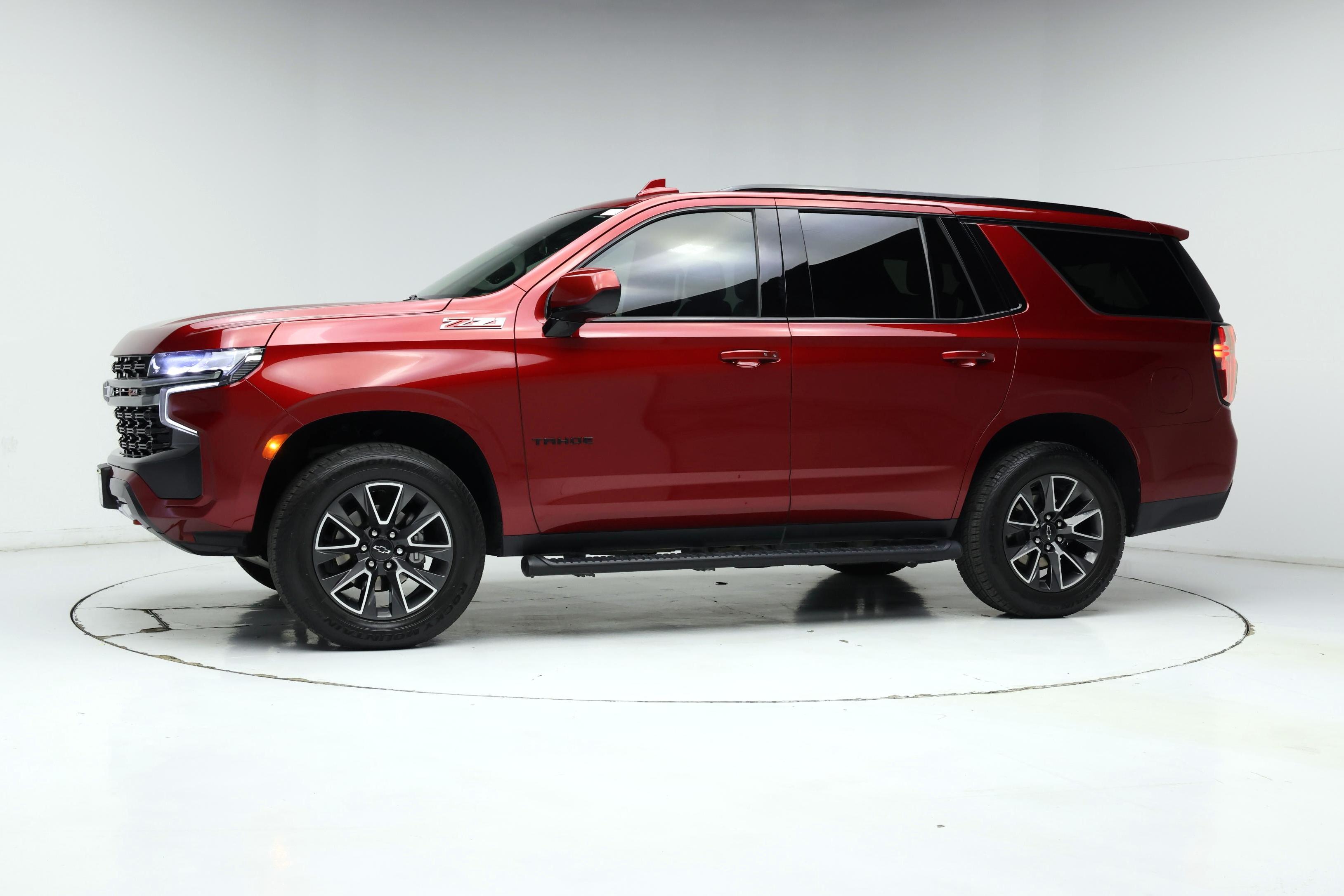 Thumbnail: 2021 Chevrolet Tahoe - 3