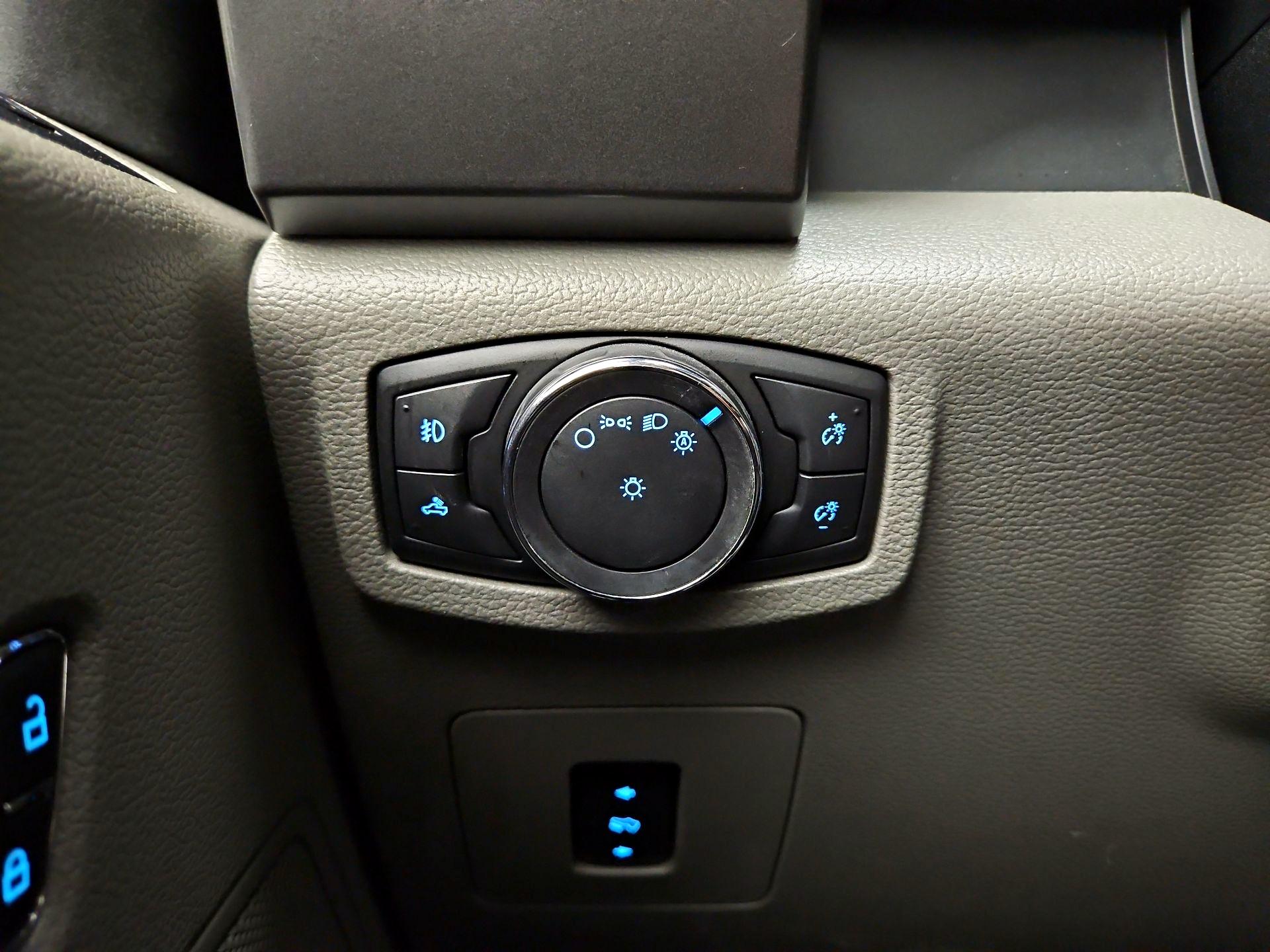 Thumbnail: 2015 Ford F-150 - 13