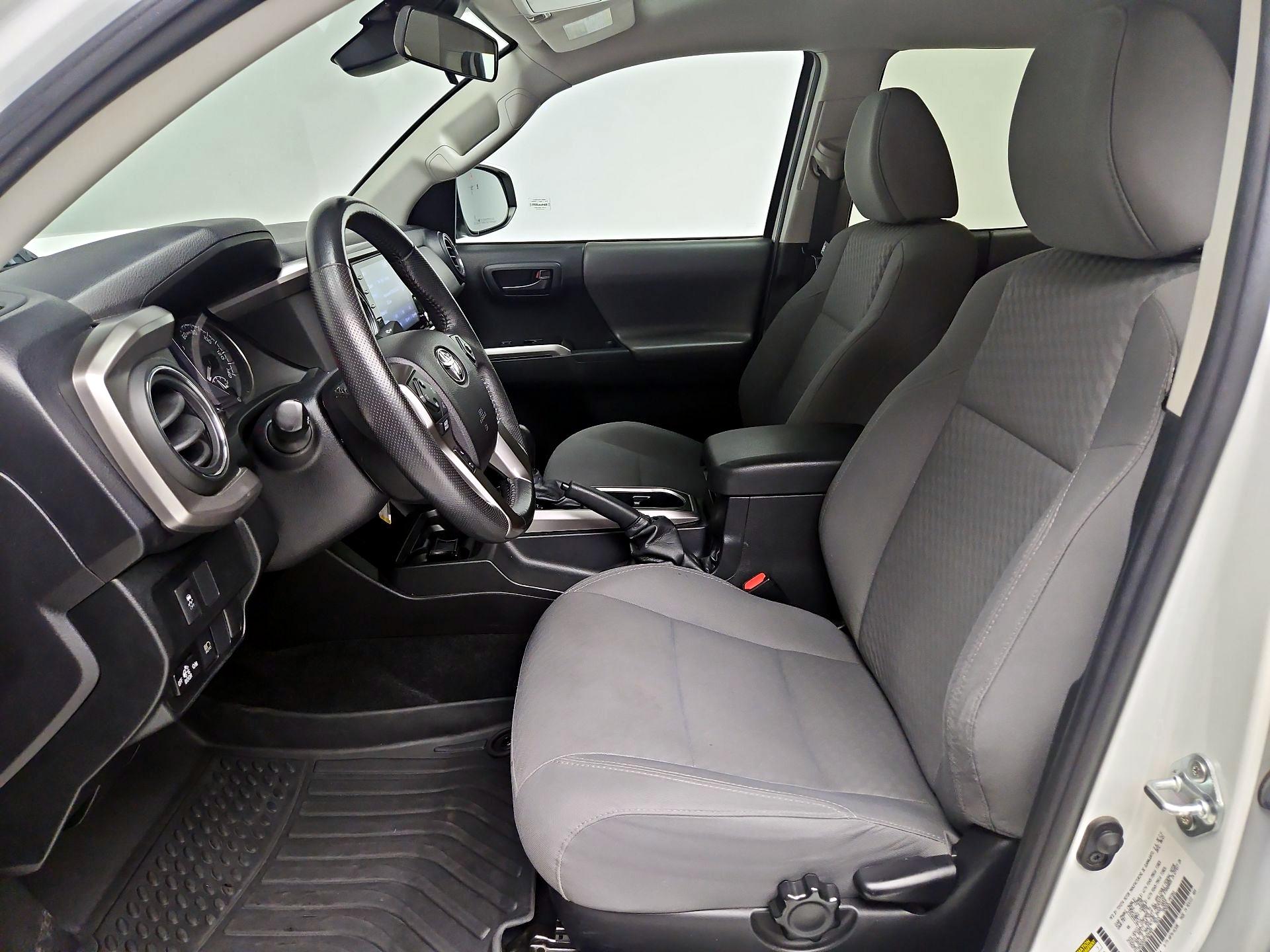 Thumbnail: 2021 Toyota Tacoma - 11