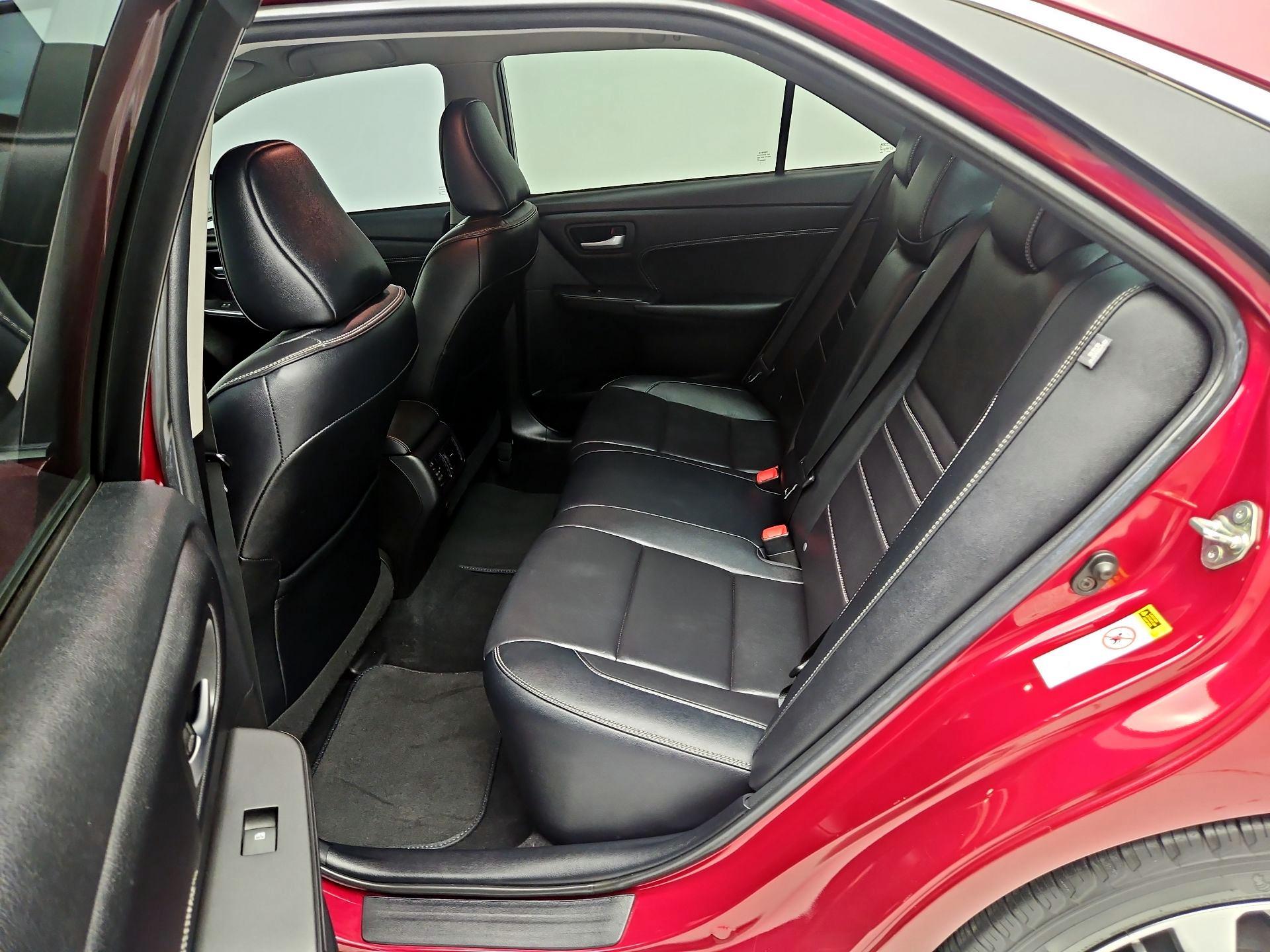 Thumbnail: 2017 Toyota Camry - 19