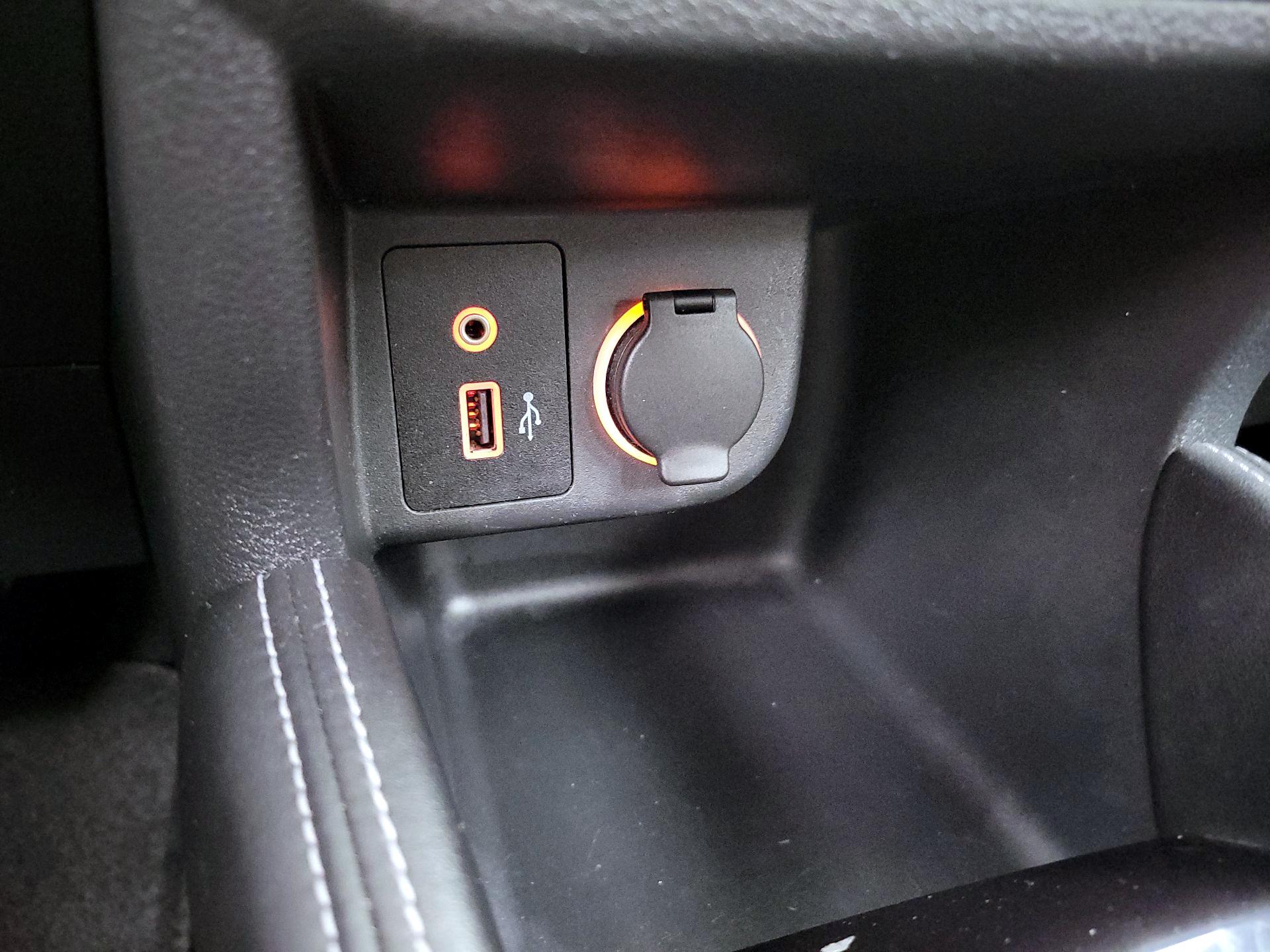 Thumbnail: 2020 Nissan Kicks - 17