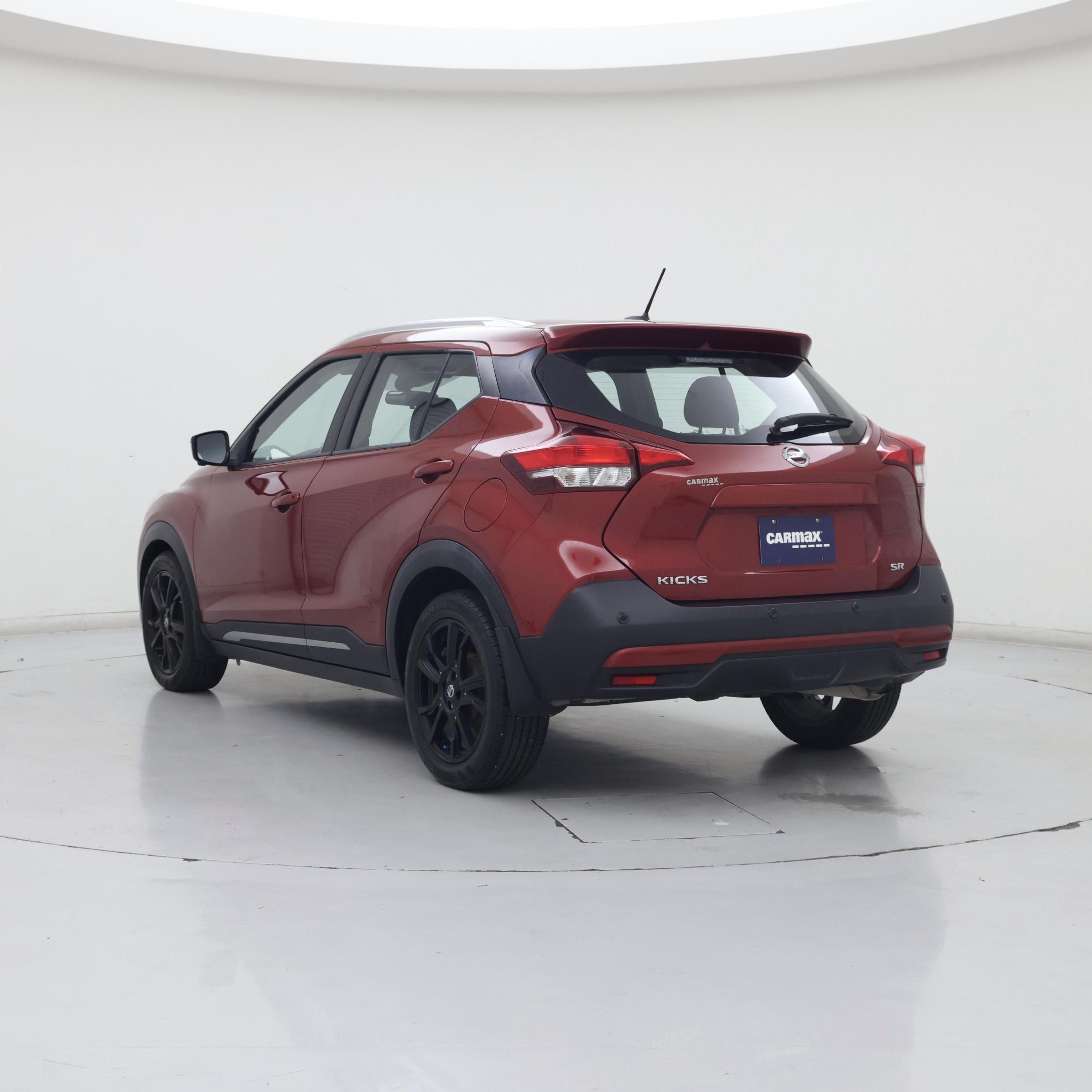 Thumbnail: 2020 Nissan Kicks - 2