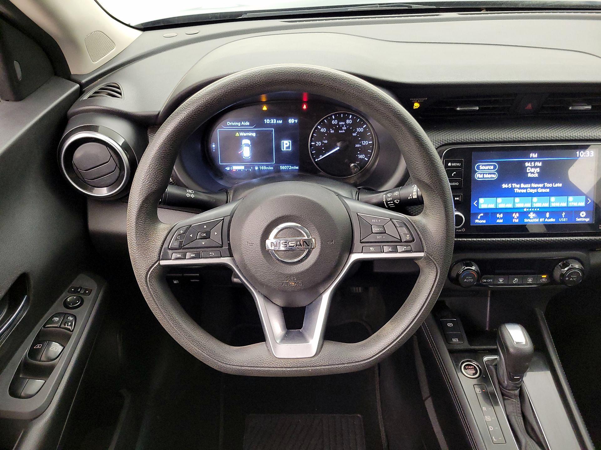 Thumbnail: 2021 Nissan Kicks - 10