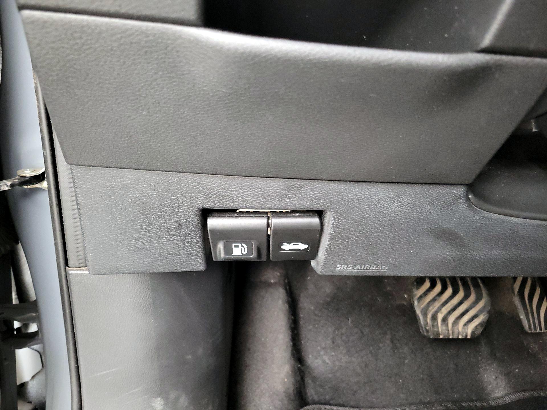 Thumbnail: 2021 Nissan Kicks - 13