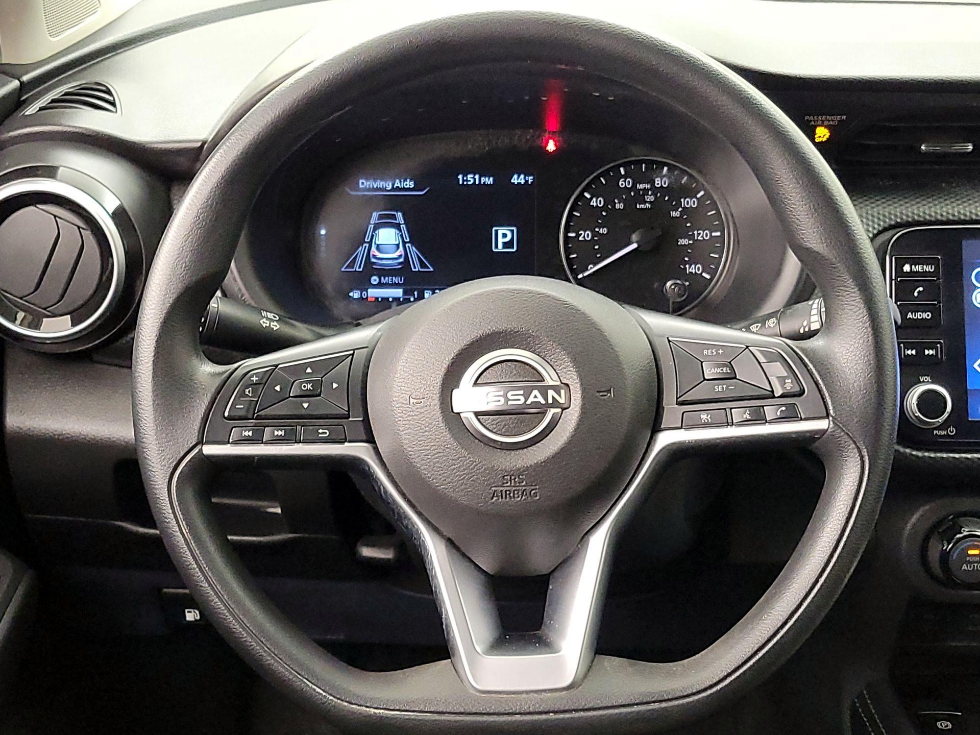 Thumbnail: 2022 Nissan Kicks - 10