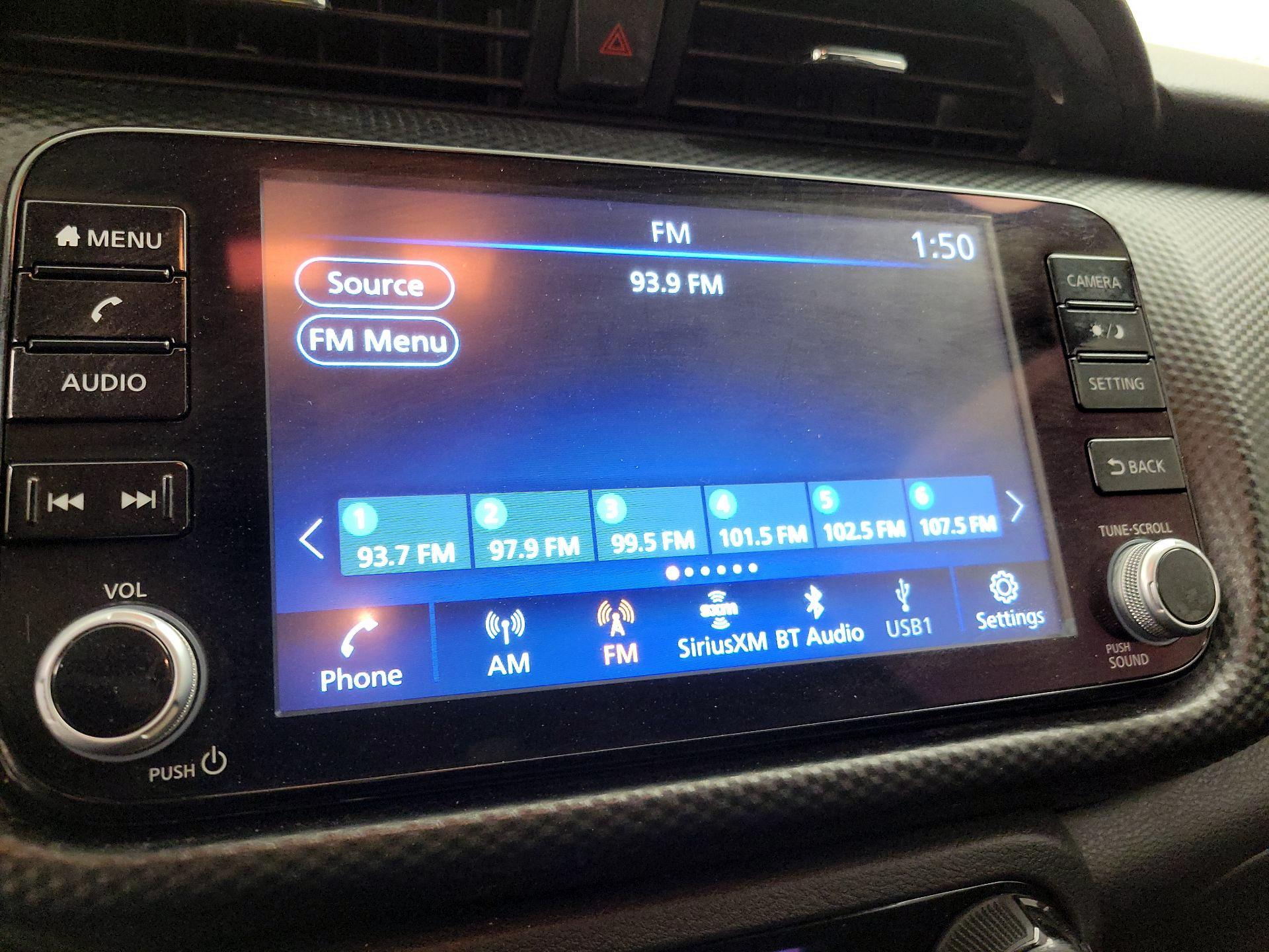 Thumbnail: 2022 Nissan Kicks - 15