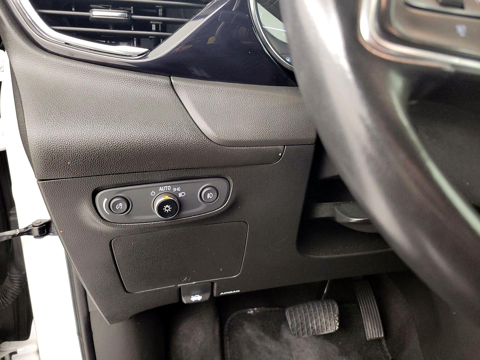 Thumbnail: 2020 Buick Encore GX - 13