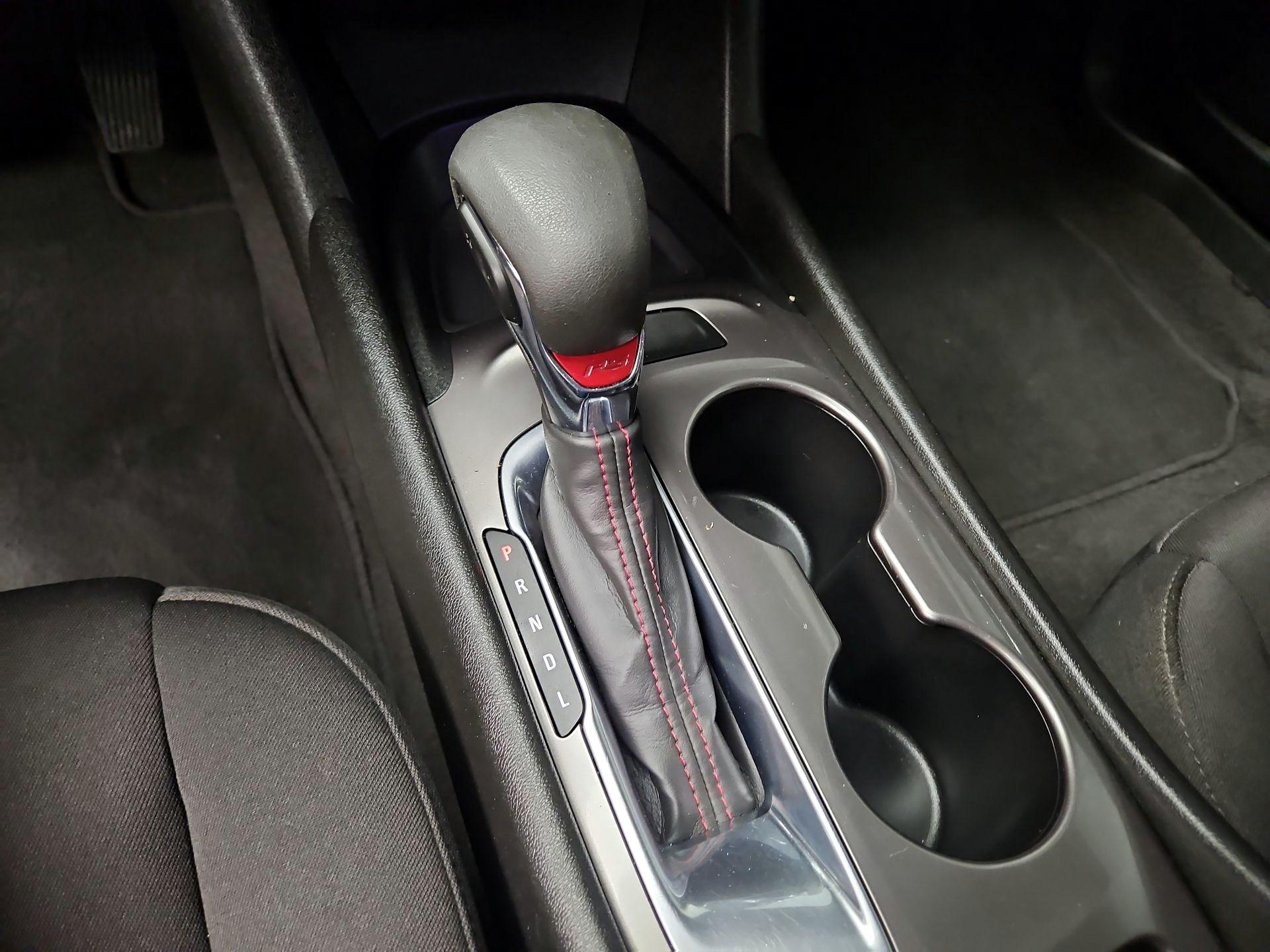 Thumbnail: 2021 Chevrolet Malibu - 17