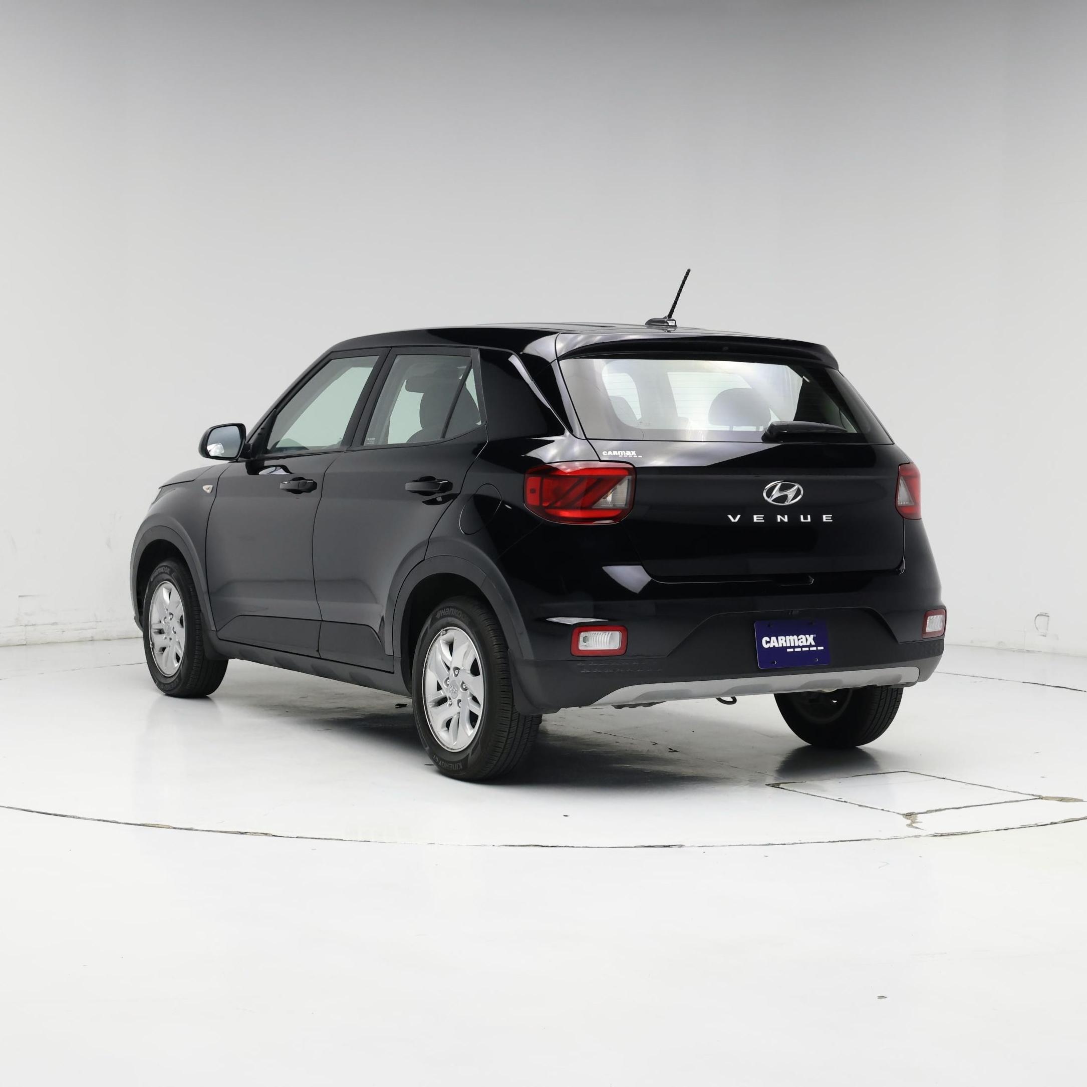Thumbnail: 2023 Hyundai Venue - 2