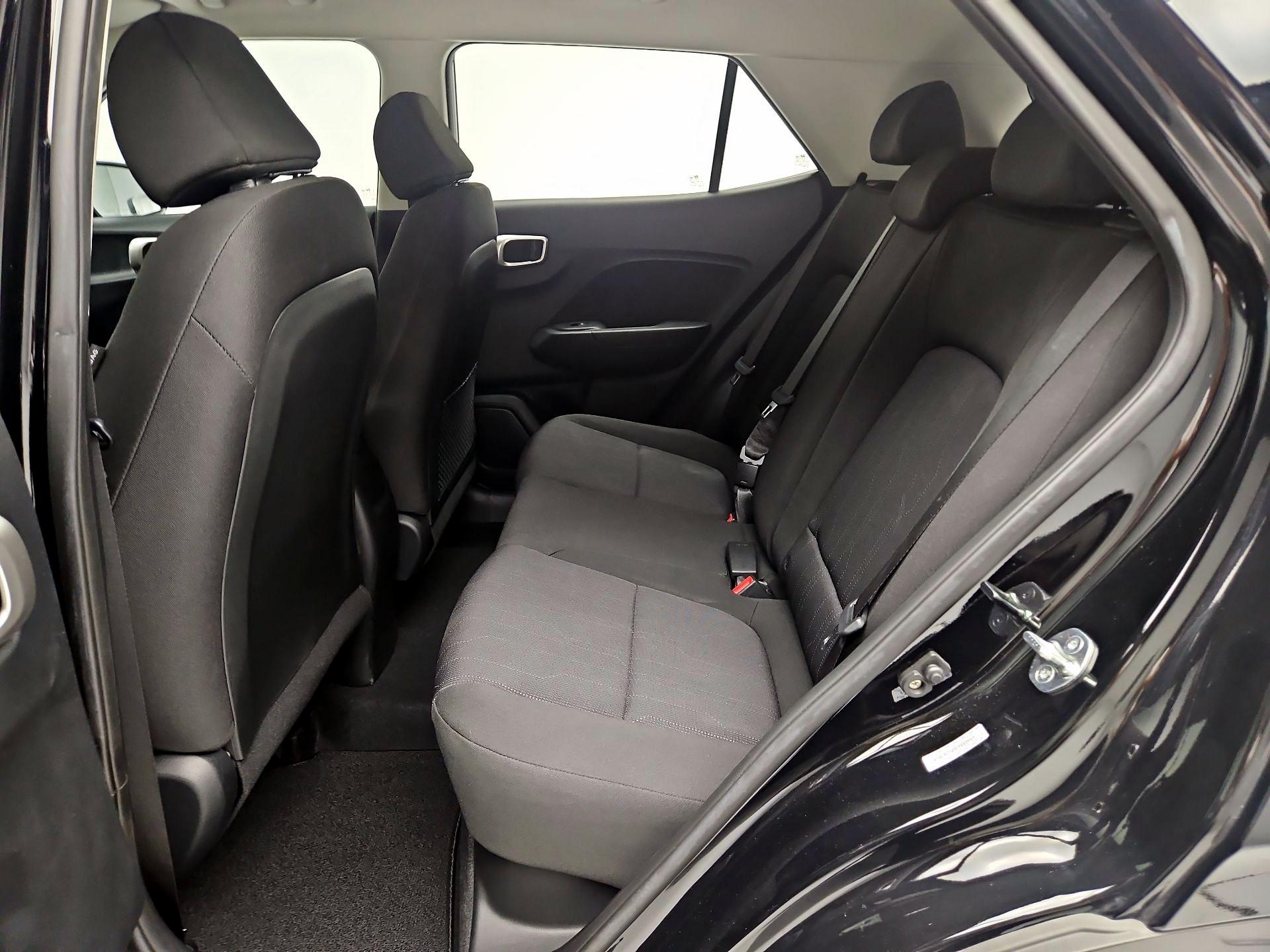 Thumbnail: 2023 Hyundai Venue - 19