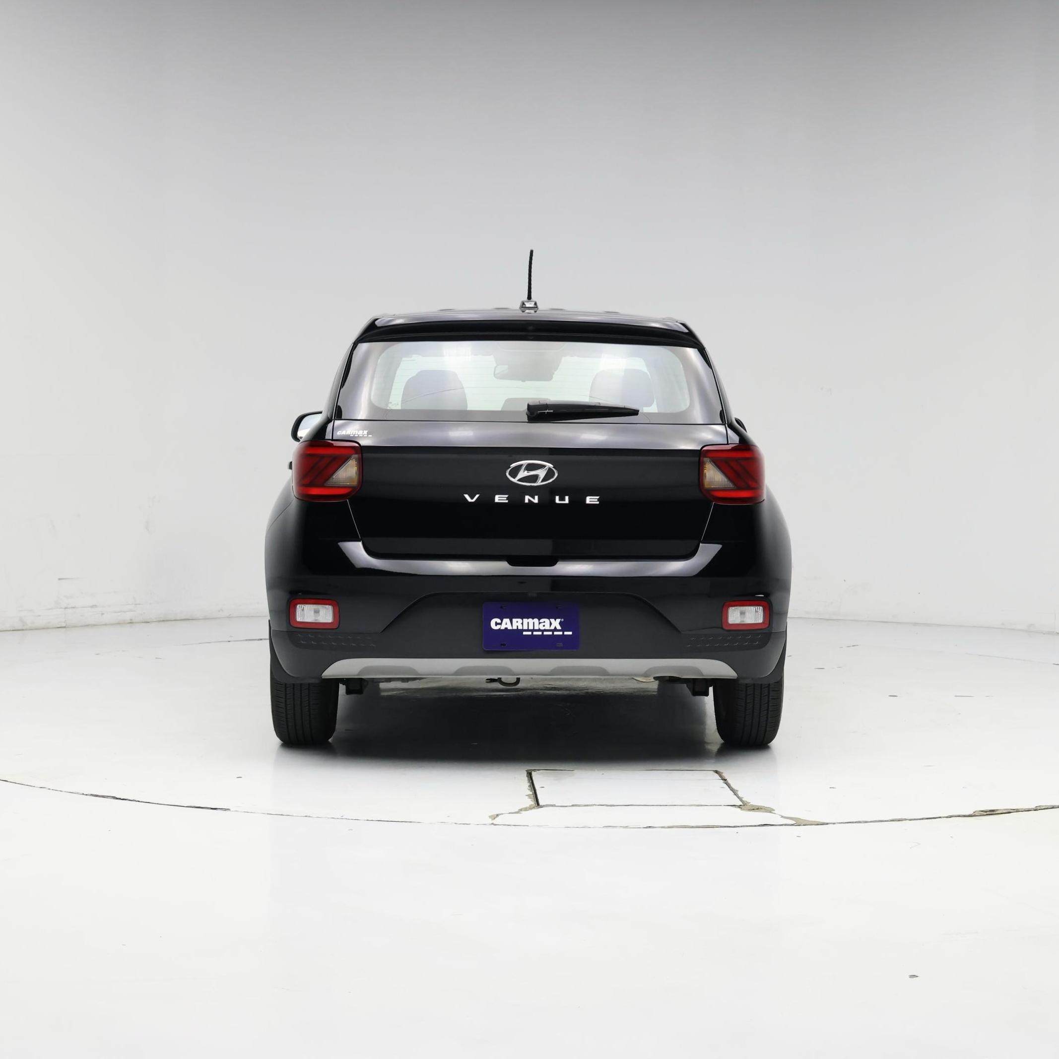 Thumbnail: 2023 Hyundai Venue - 6