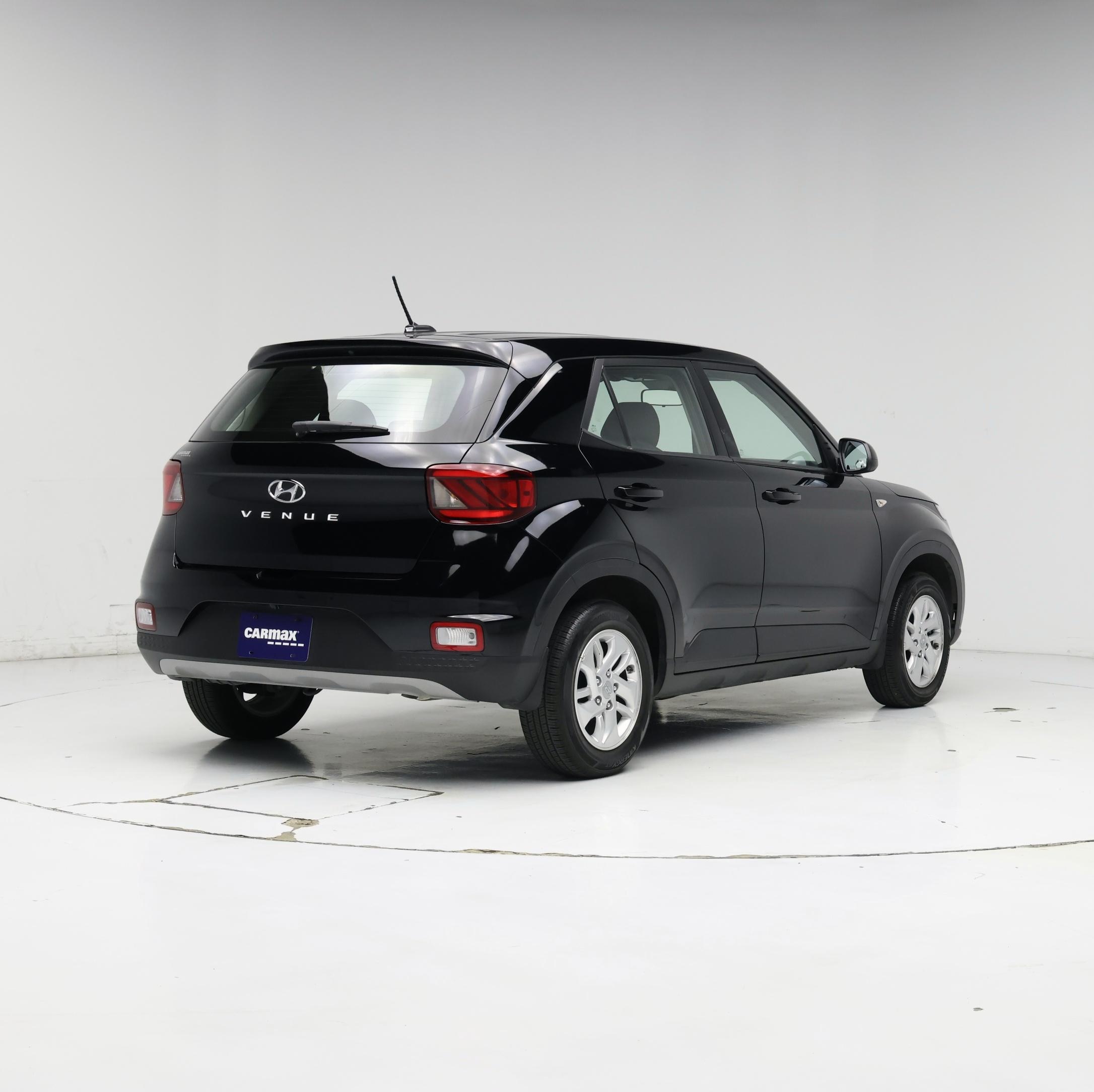 Thumbnail: 2023 Hyundai Venue - 8