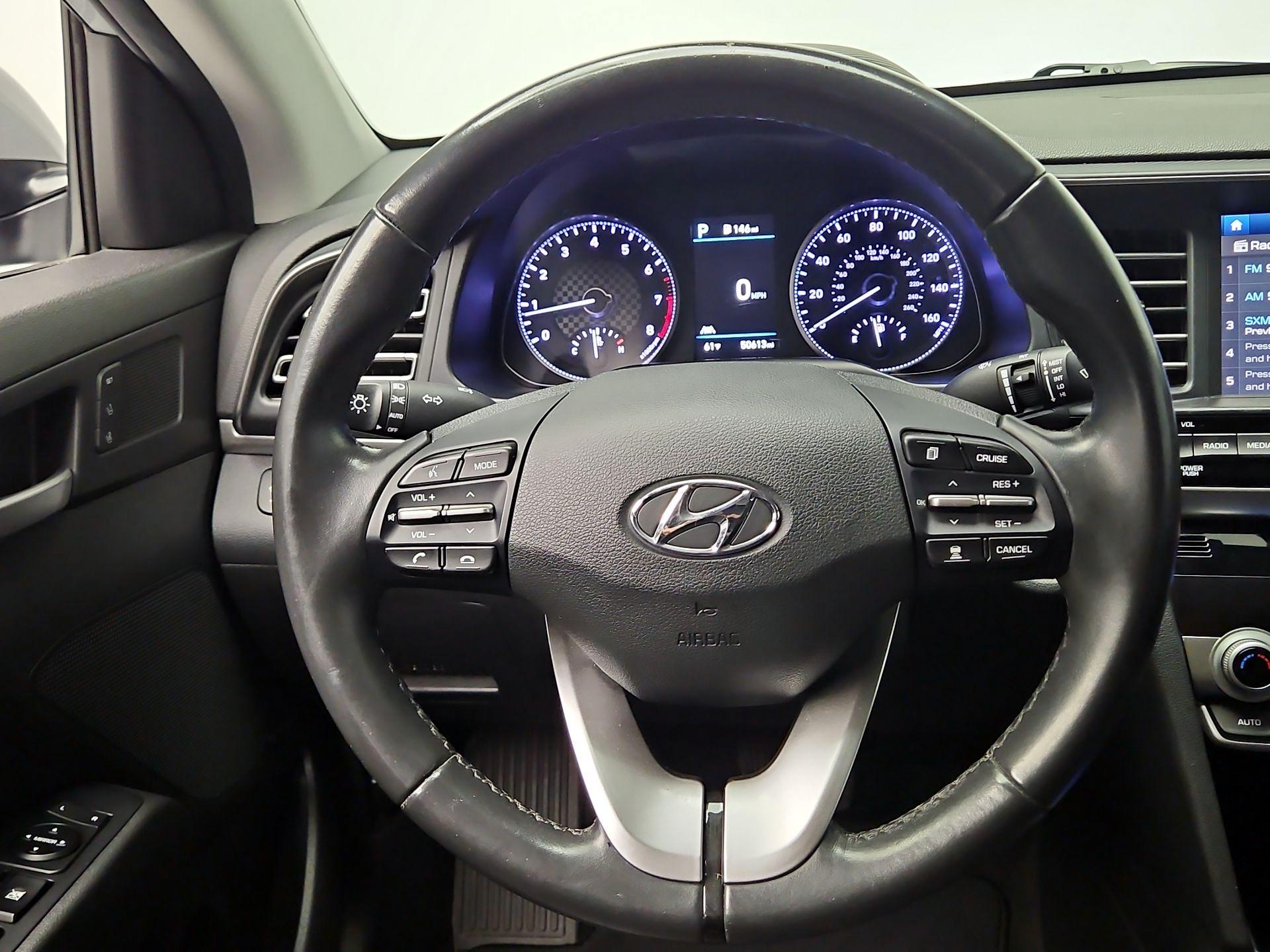 Thumbnail: 2020 Hyundai Elantra - 10