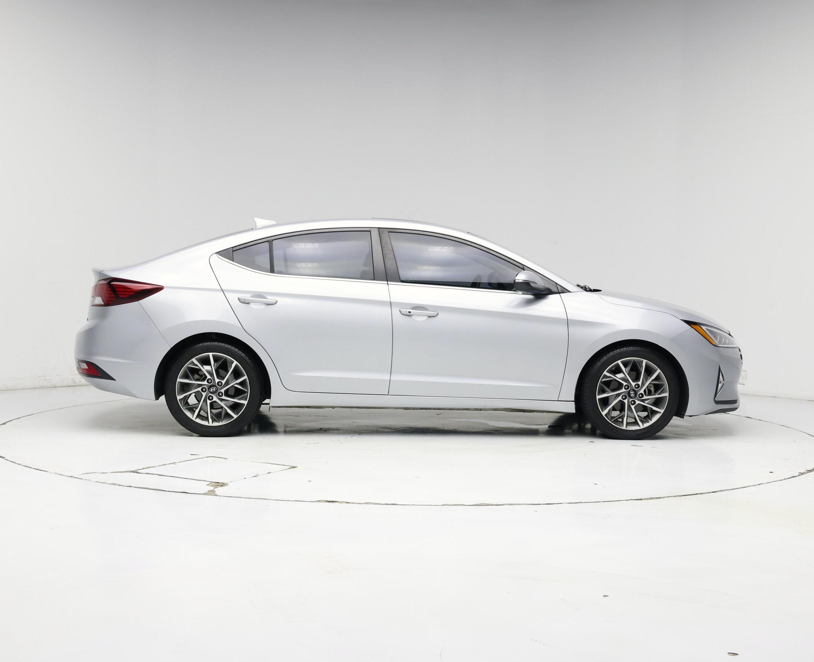 Thumbnail: 2020 Hyundai Elantra - 7