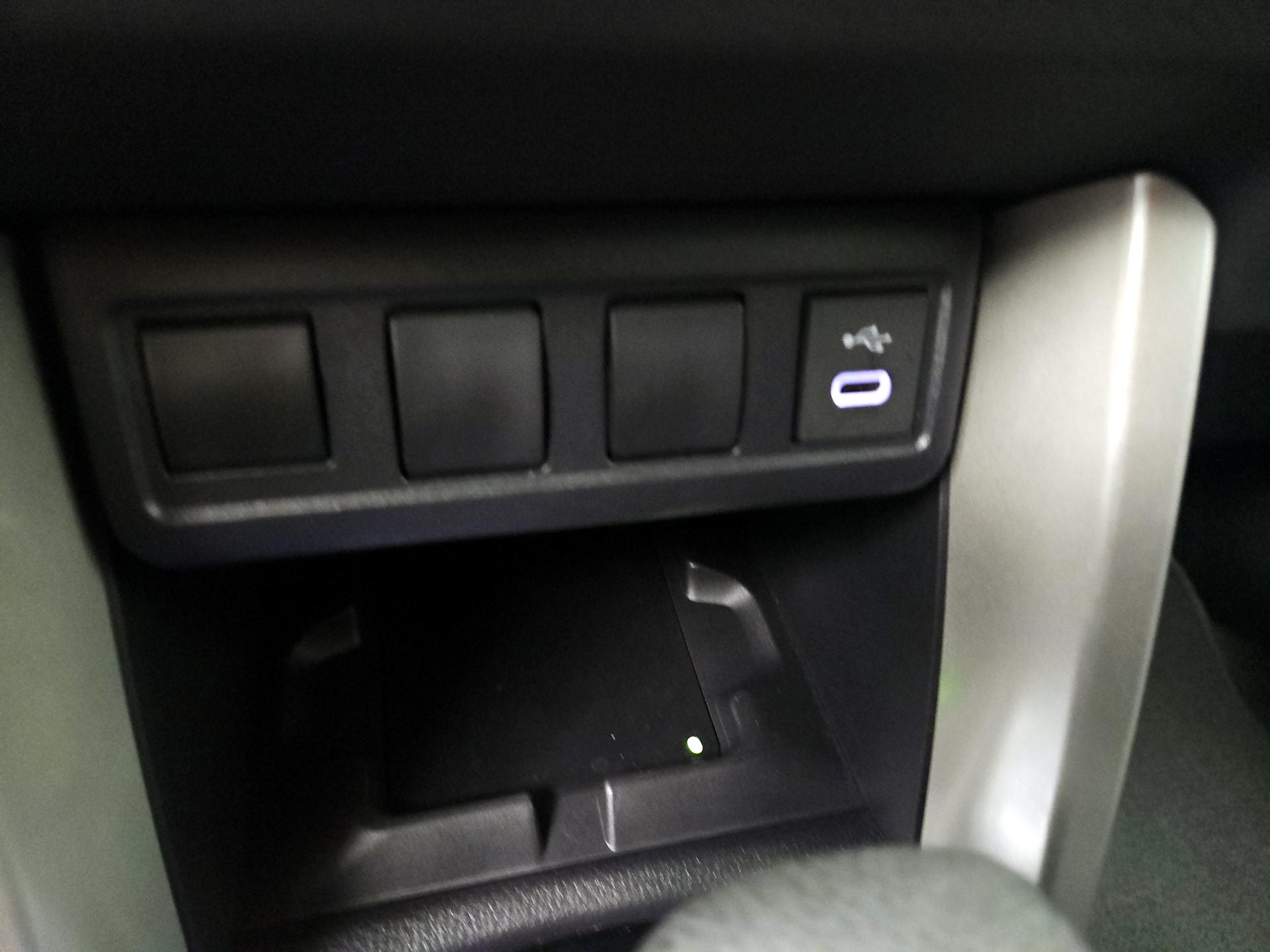 Thumbnail: 2024 Toyota Corolla Cross - 18