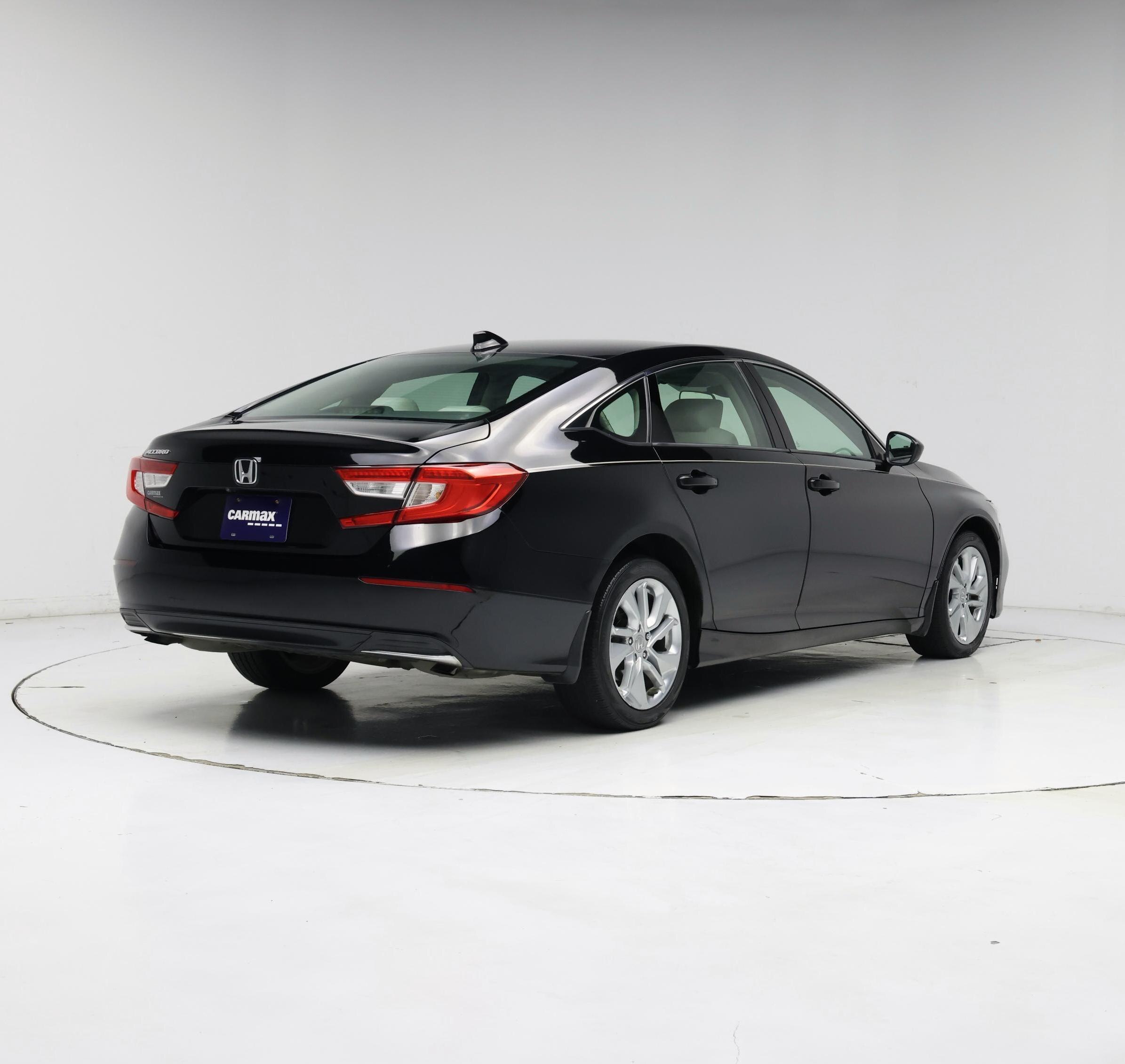 Thumbnail: 2018 Honda Accord - 8