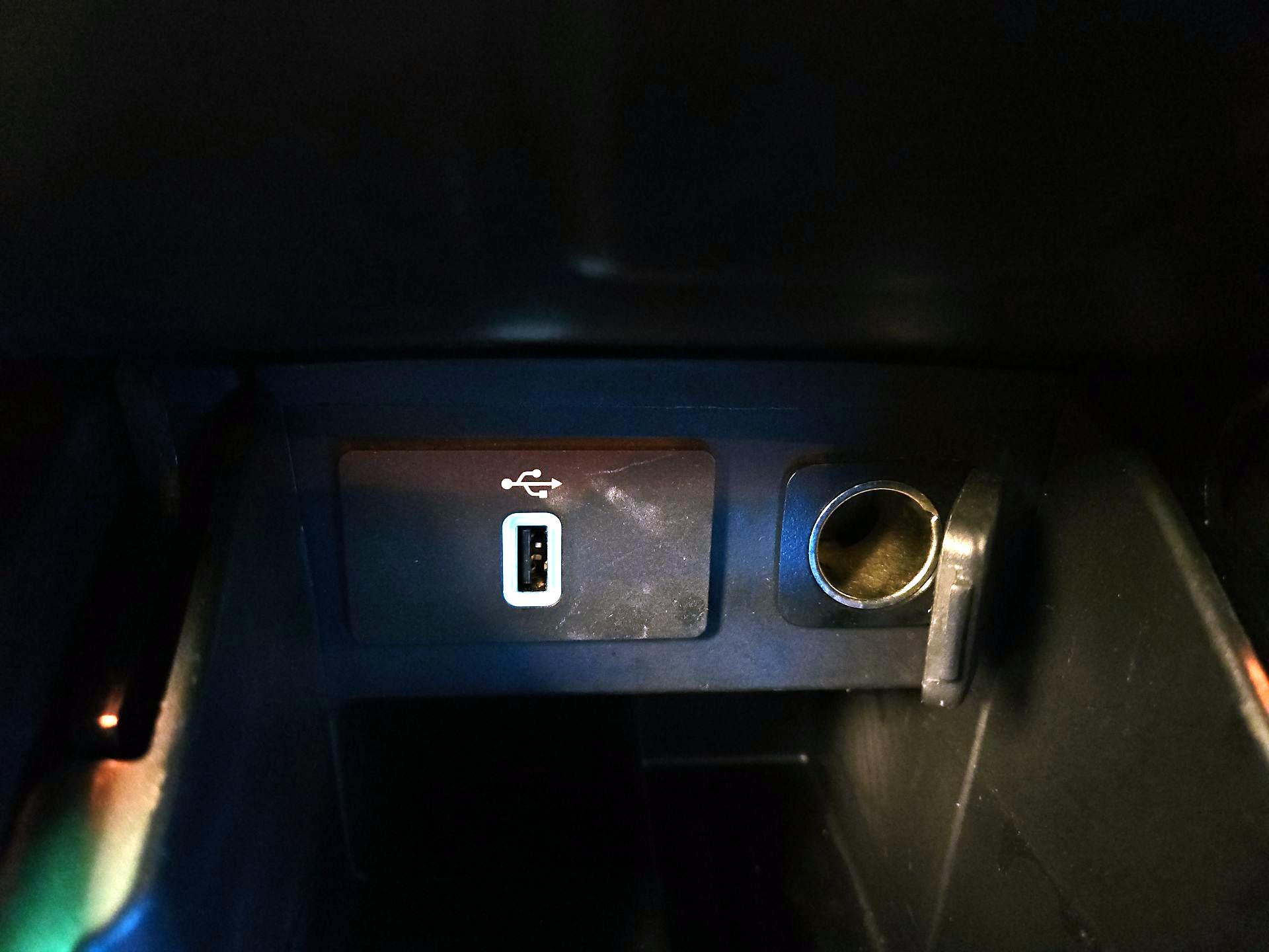 Thumbnail: 2017 Ford Explorer - 19