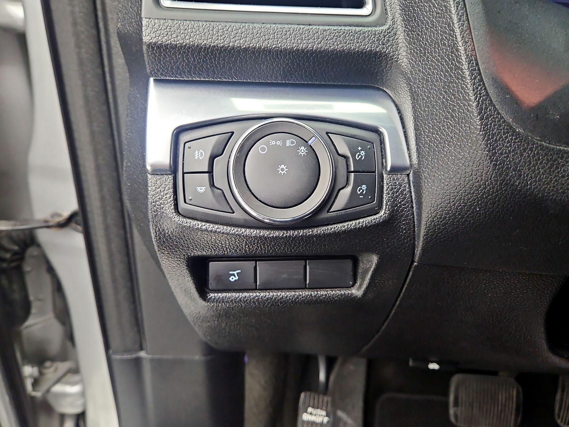 Thumbnail: 2017 Ford Explorer - 13