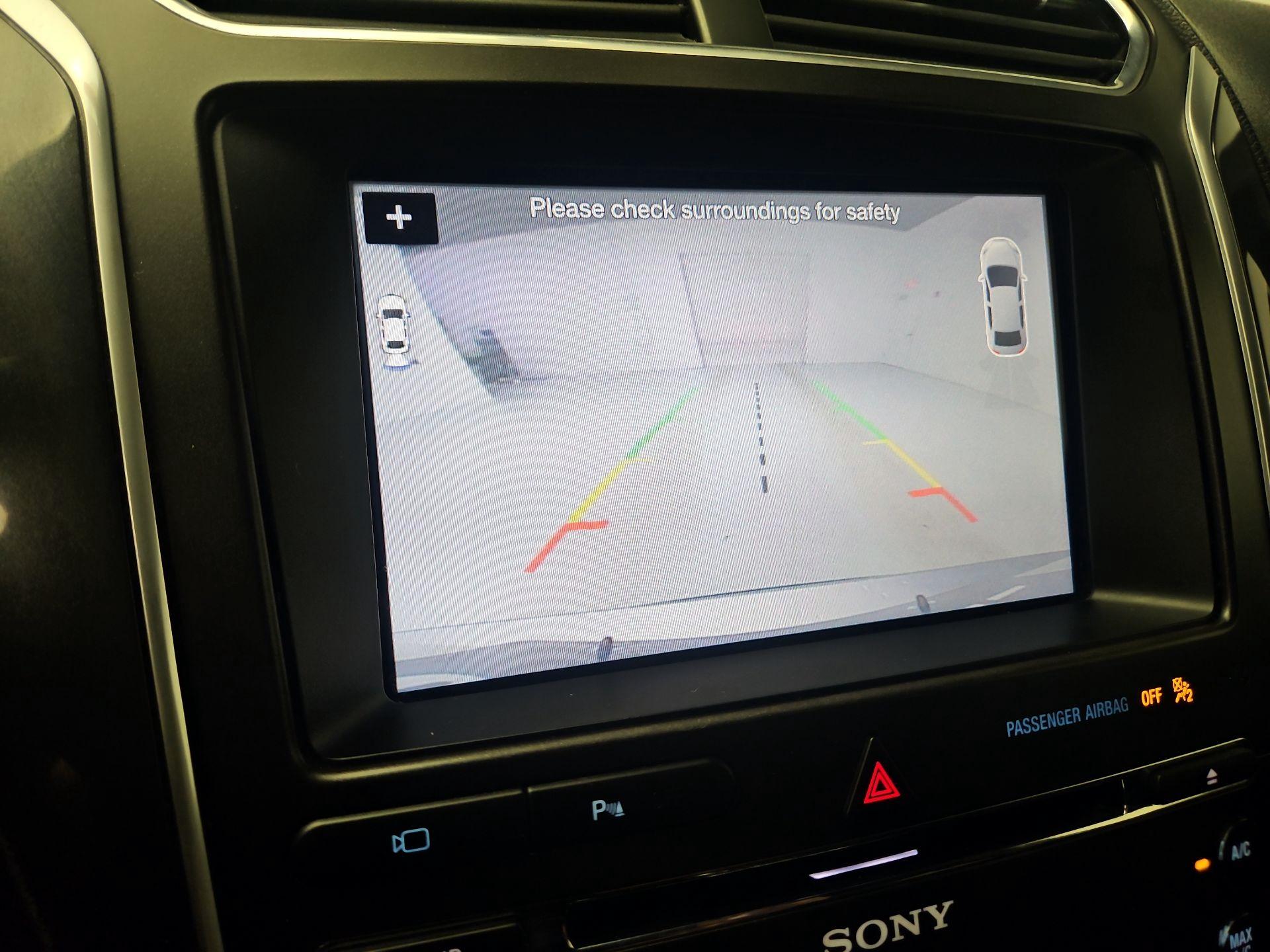 Thumbnail: 2017 Ford Explorer - 15