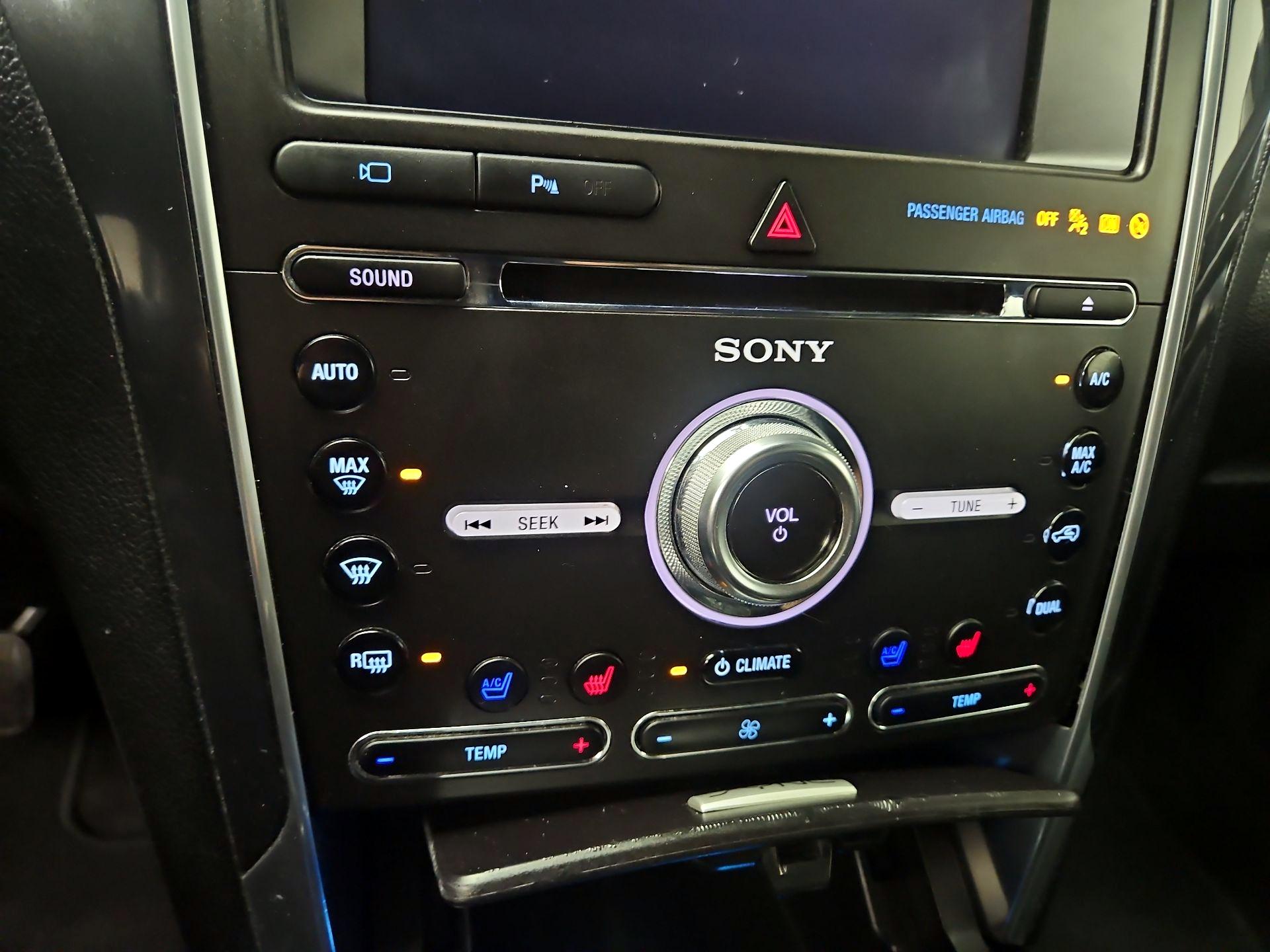 Thumbnail: 2017 Ford Explorer - 17