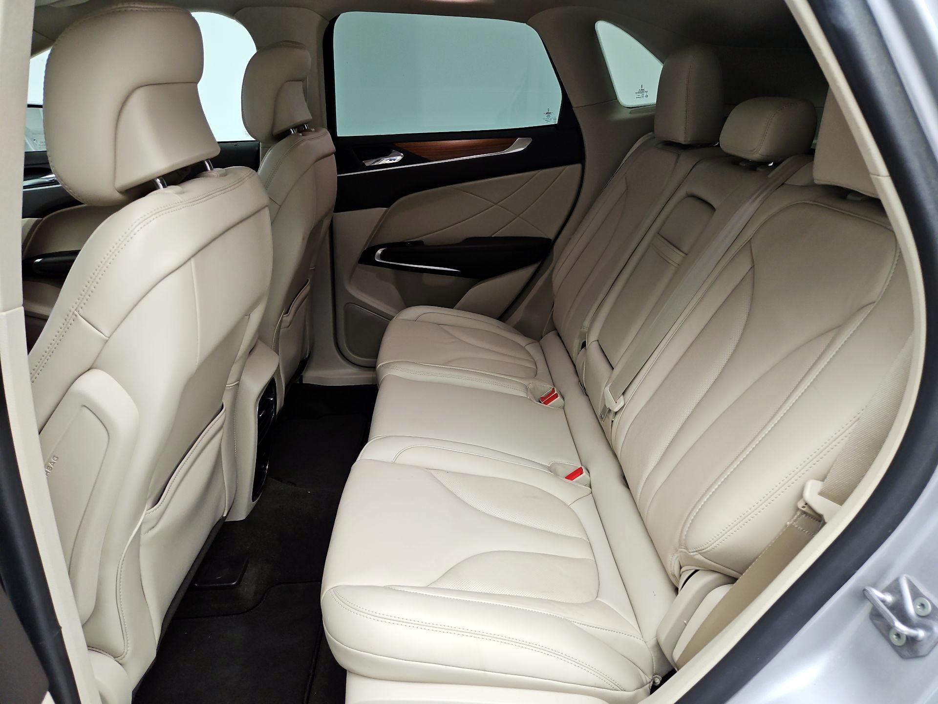 Thumbnail: 2019 Lincoln MKC - 20