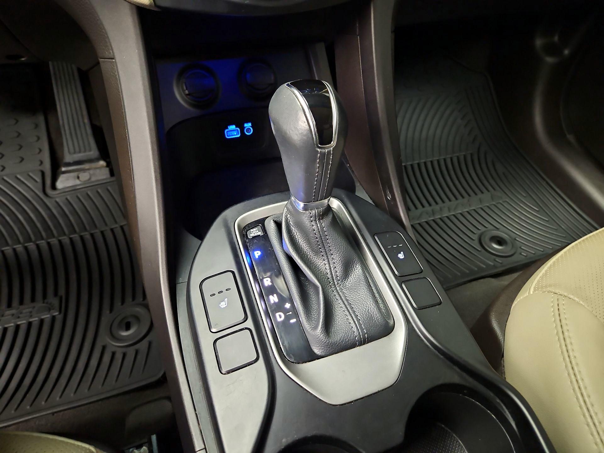 Thumbnail: 2017 Hyundai Santa Fe - 17