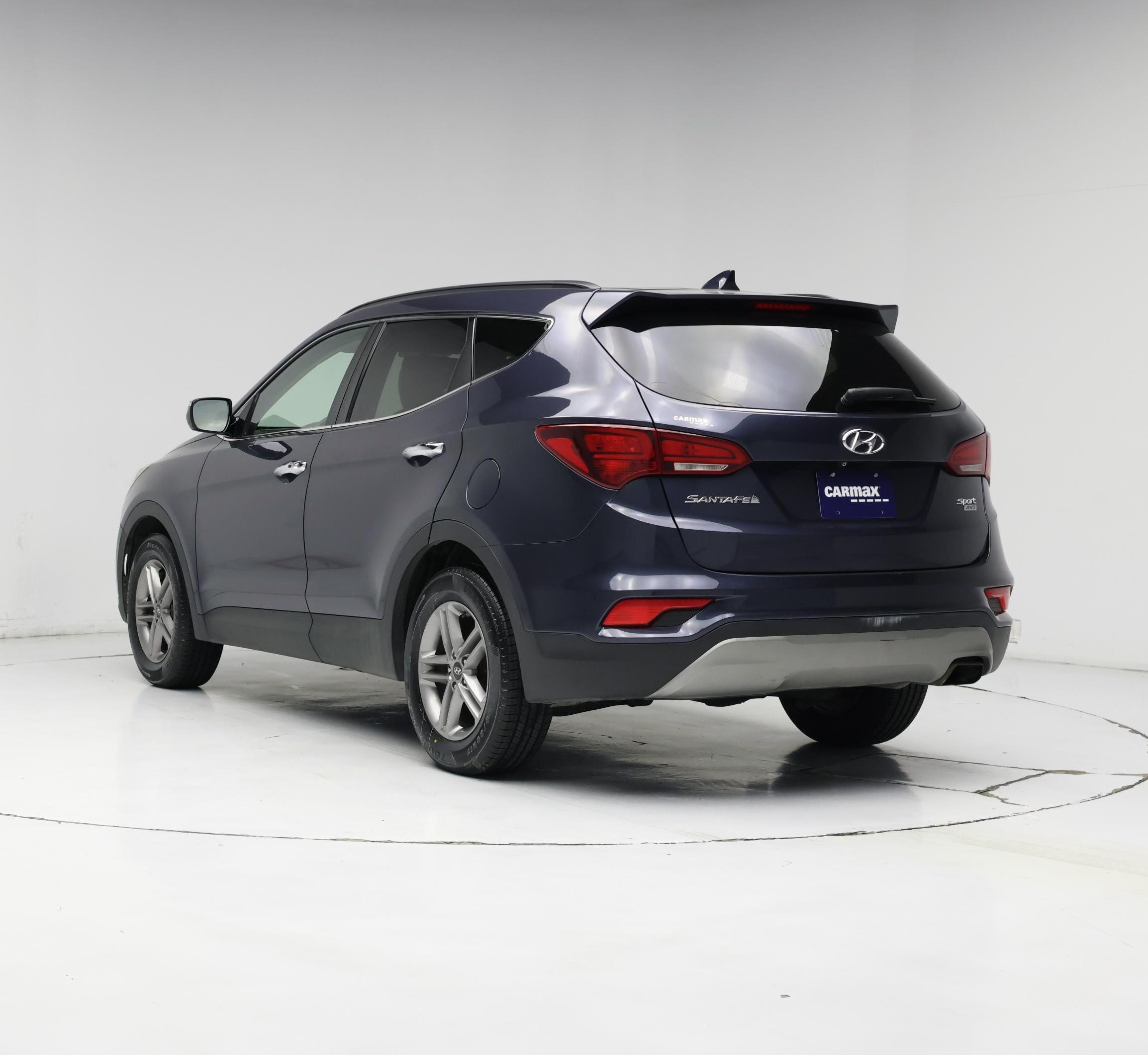 Thumbnail: 2017 Hyundai Santa Fe - 2