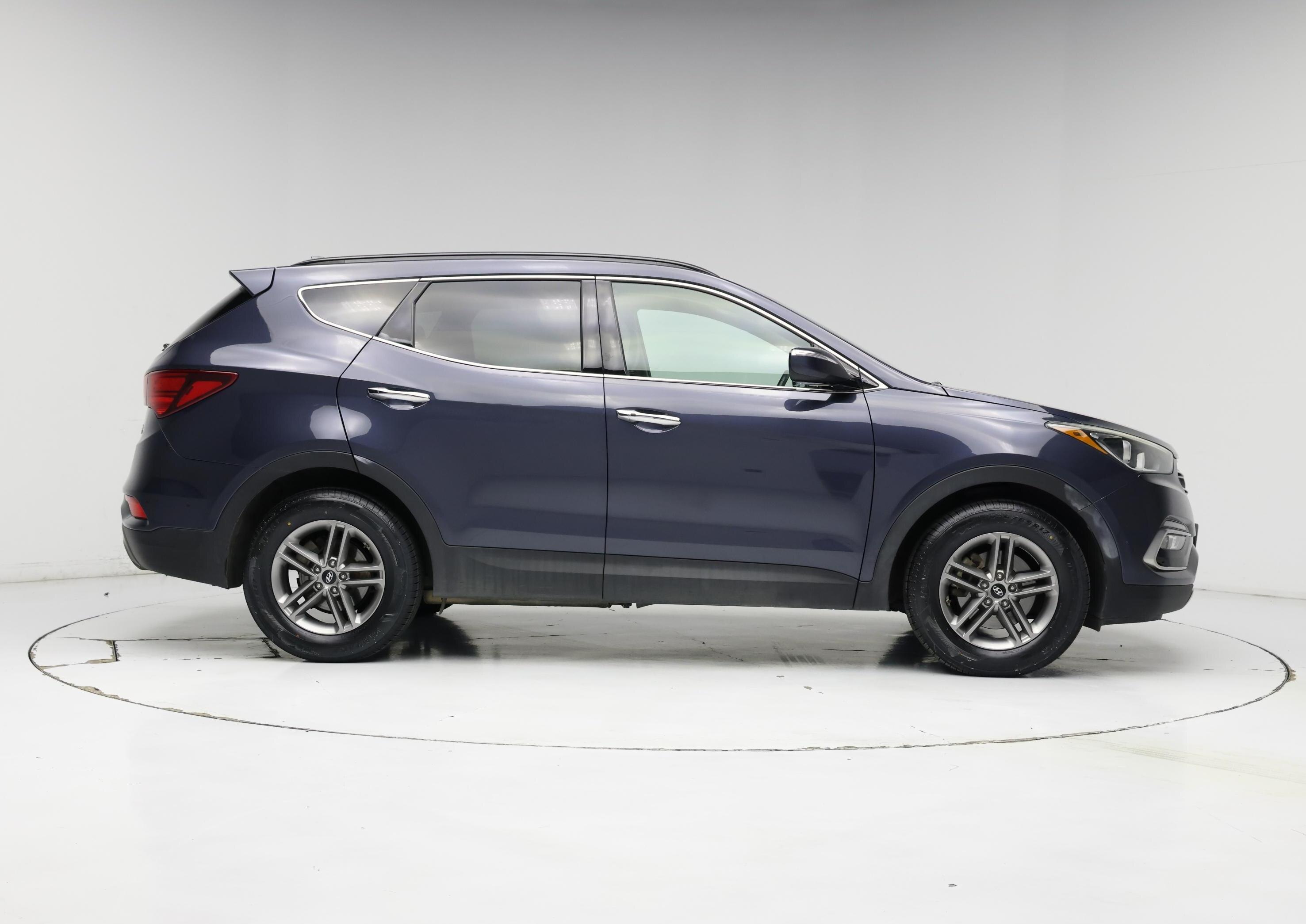 Thumbnail: 2017 Hyundai Santa Fe - 7