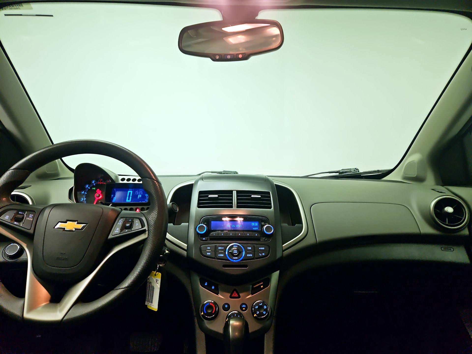 Thumbnail: 2015 Chevrolet Sonic - 9