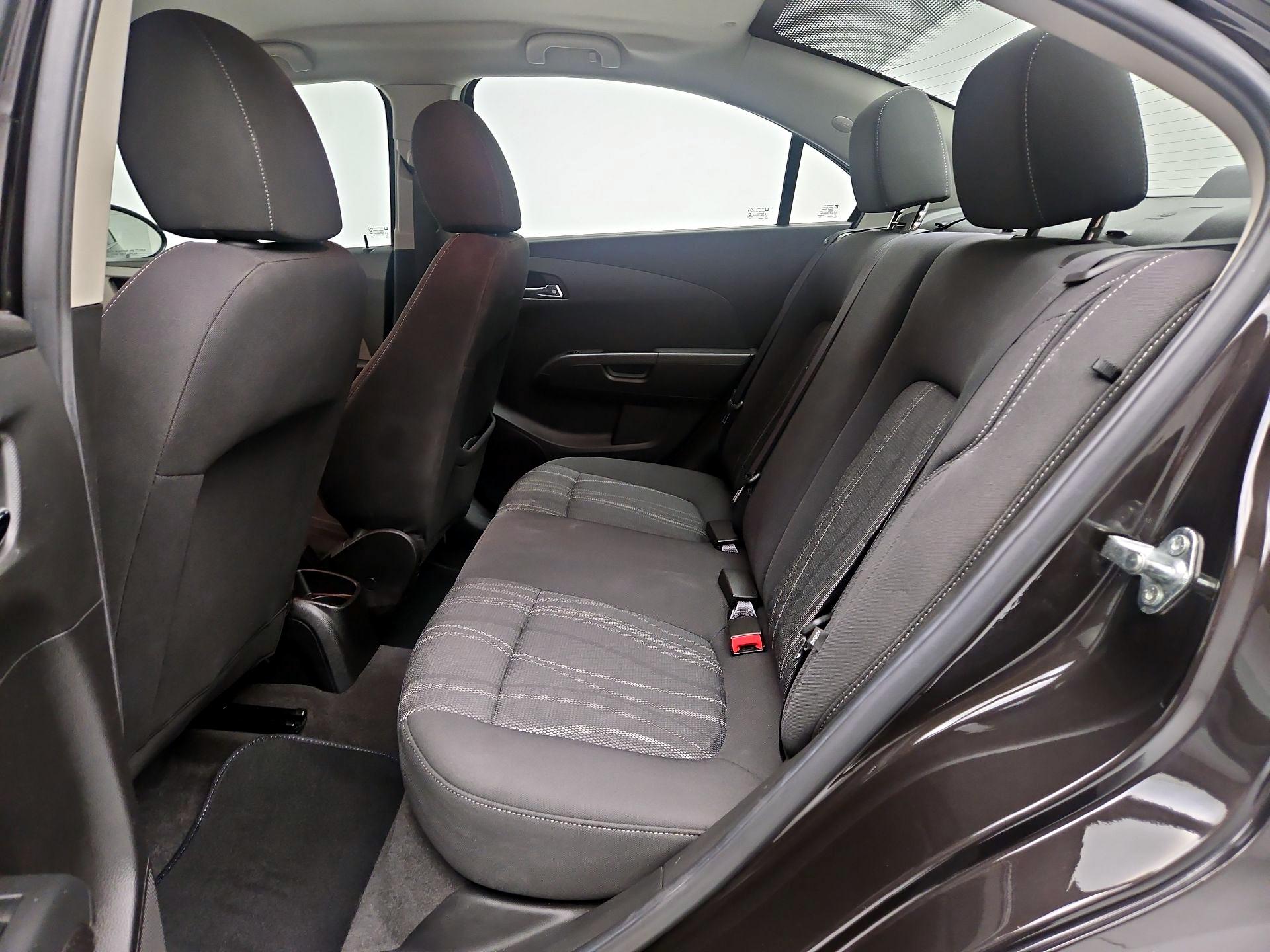 Thumbnail: 2015 Chevrolet Sonic - 17