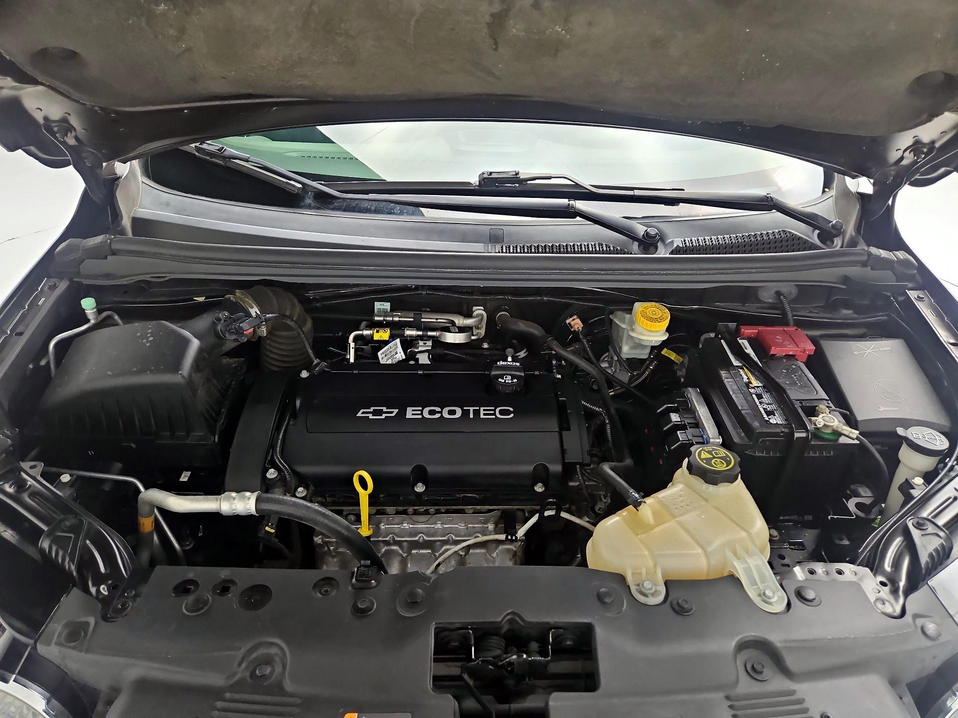 Thumbnail: 2015 Chevrolet Sonic - 19