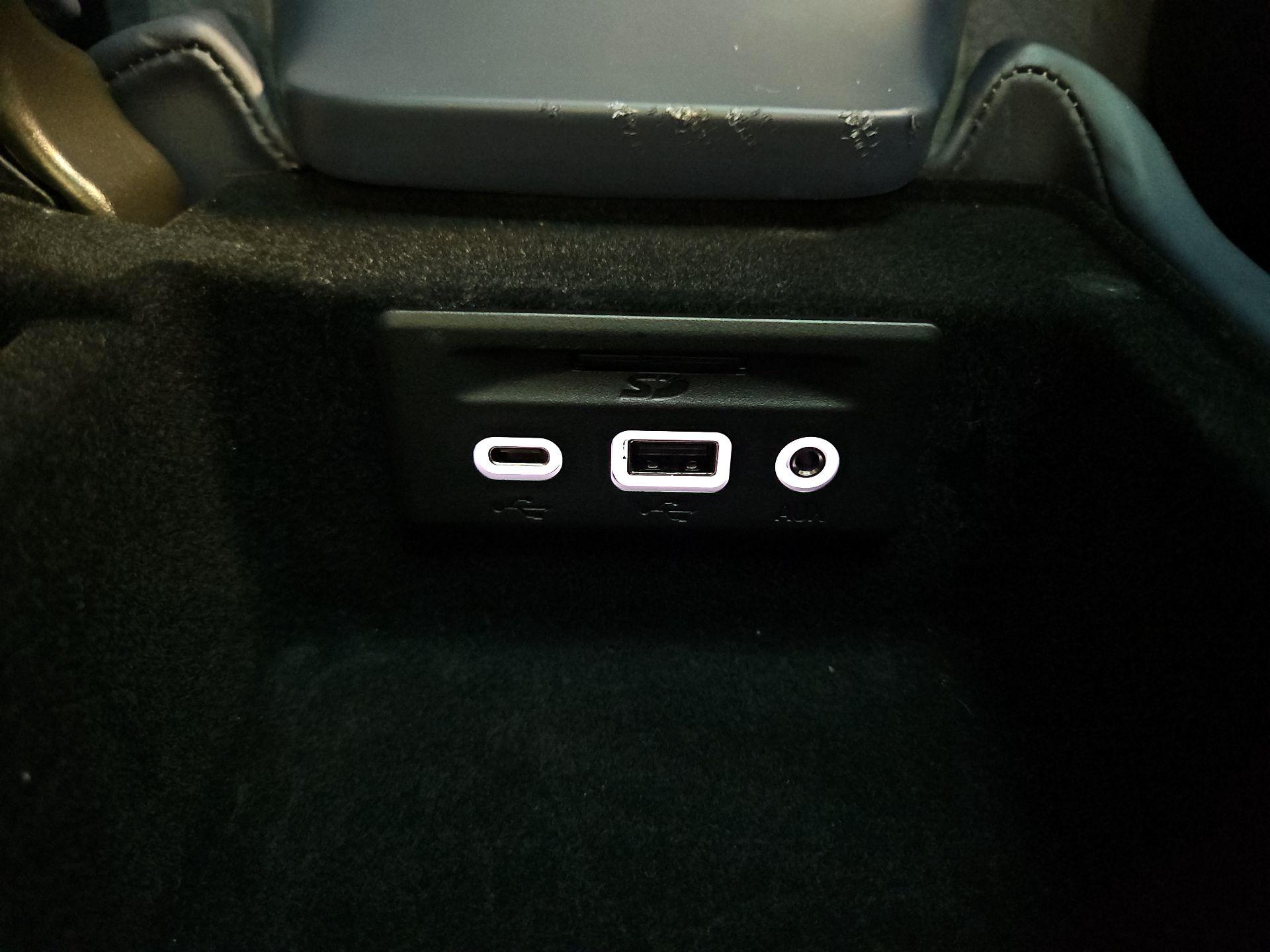 Thumbnail: 2023 Chevrolet Corvette - 18