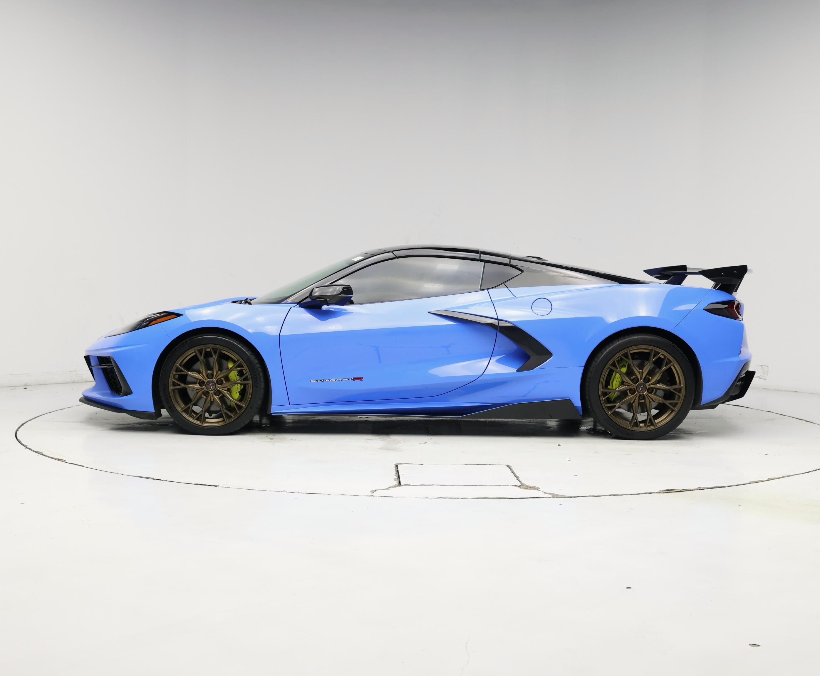 Thumbnail: 2023 Chevrolet Corvette - 3