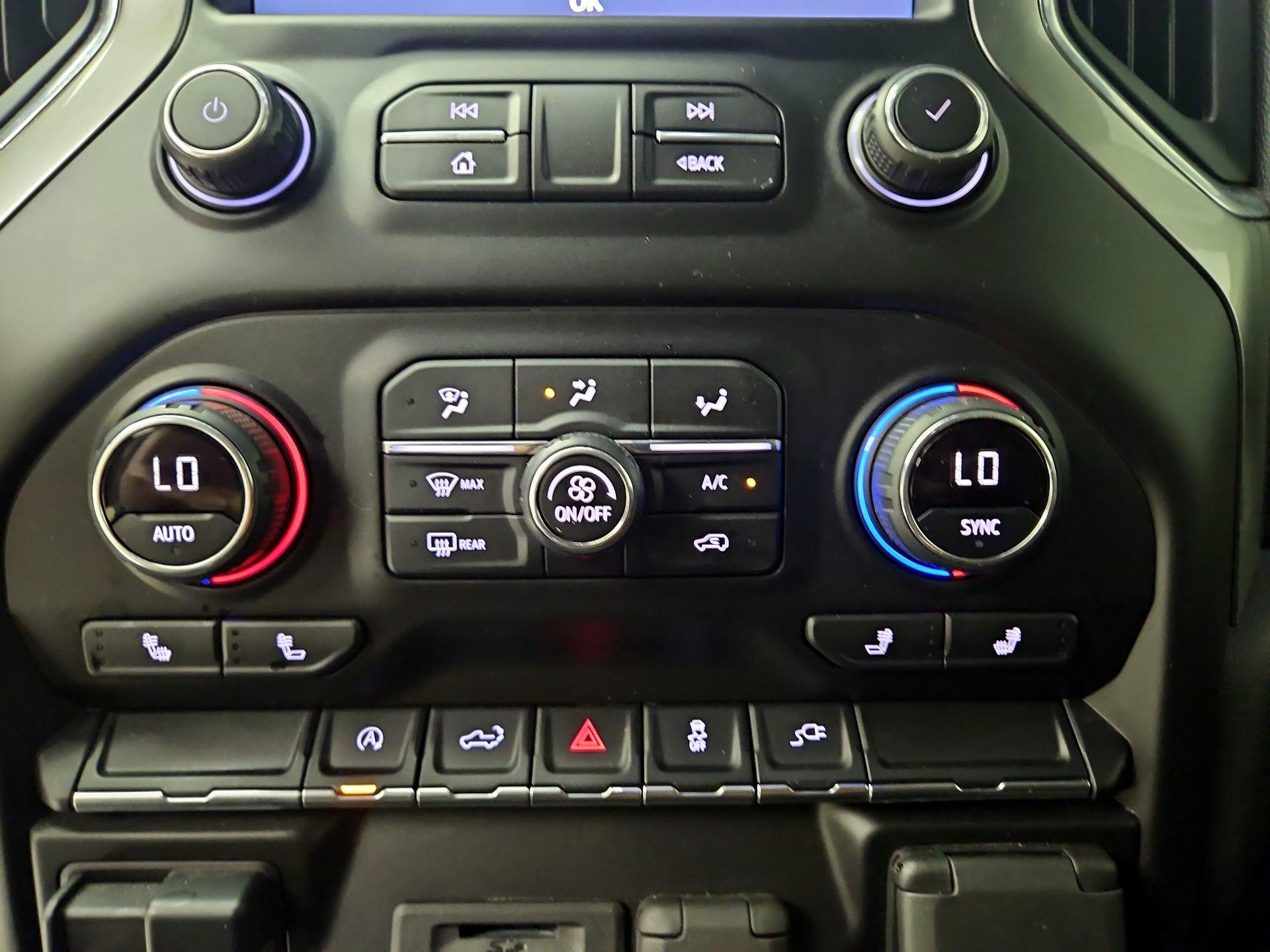 Thumbnail: 2021 Chevrolet Silverado 1500 - 16