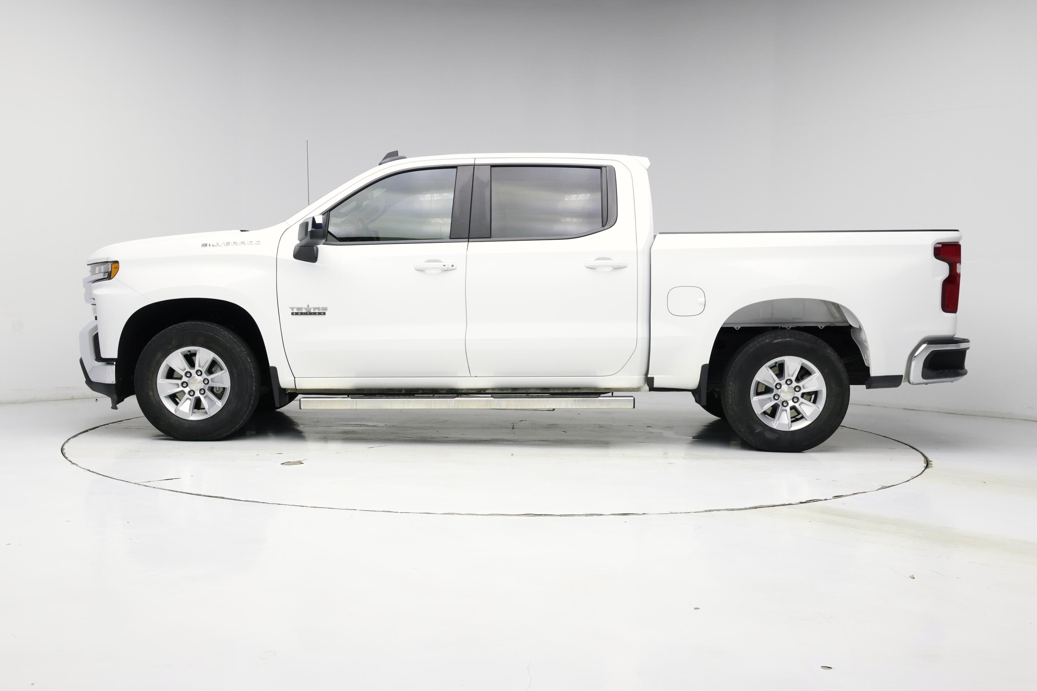 Thumbnail: 2021 Chevrolet Silverado 1500 - 3